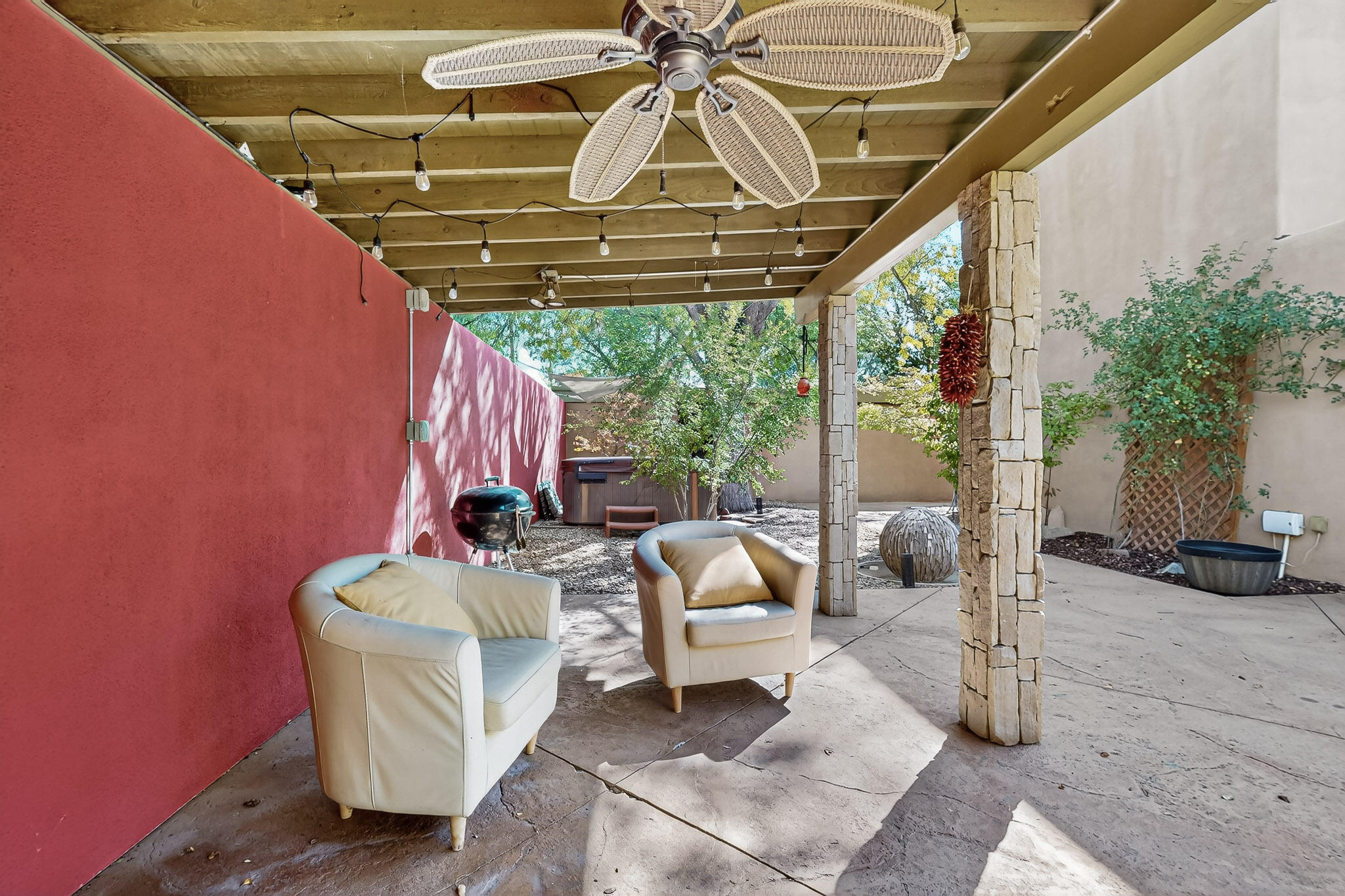 1025 GUADALUPE DEL PRADO Street NW