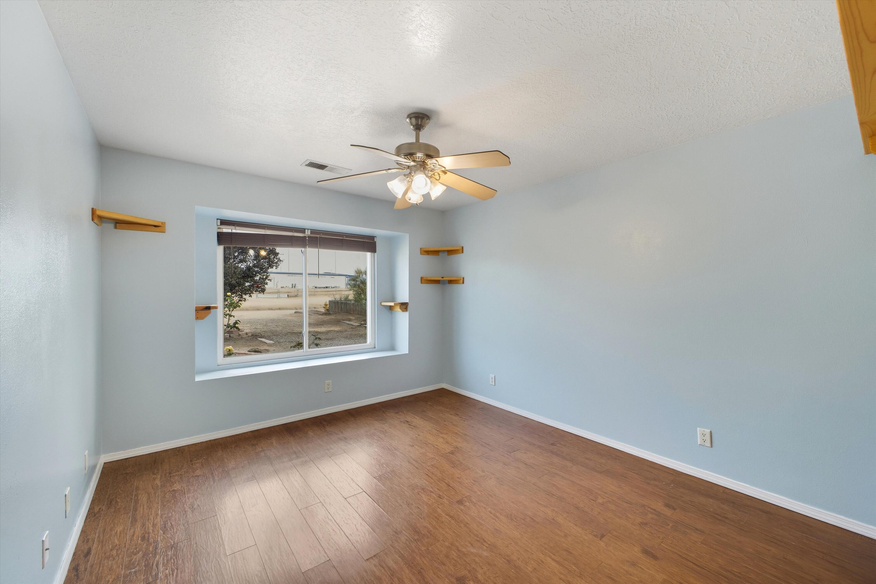 2900 STAPLETON Avenue NE