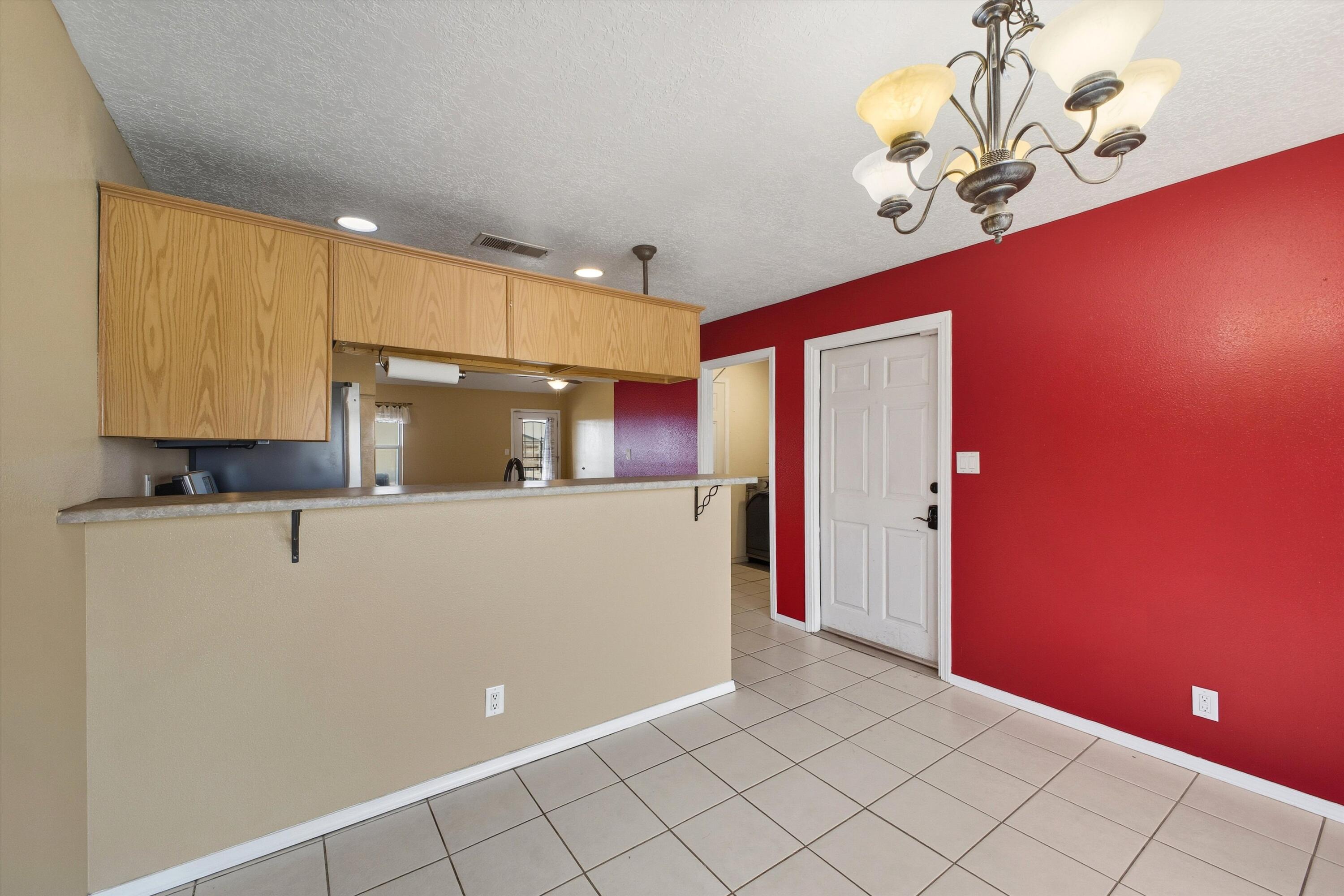 2900 STAPLETON Avenue NE