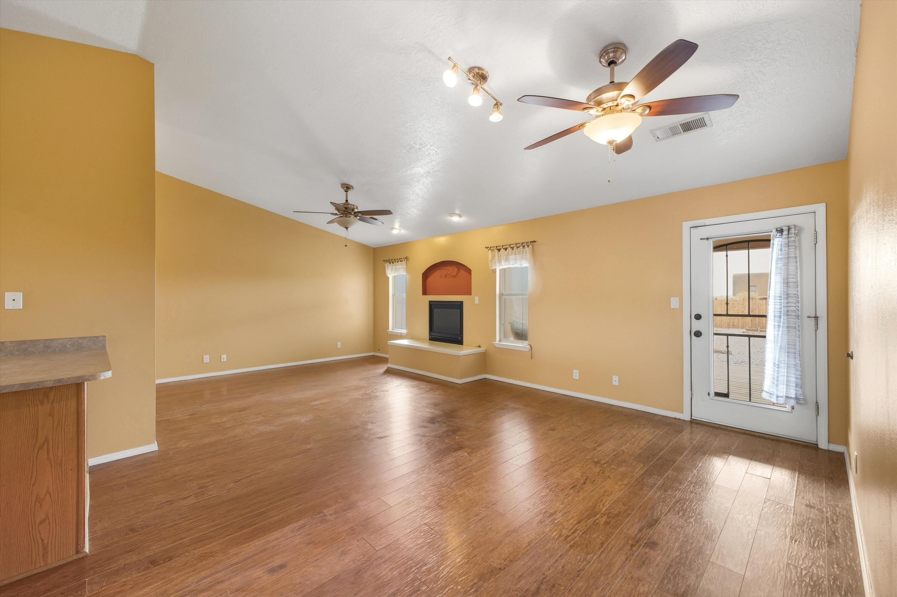 2900 STAPLETON Avenue NE