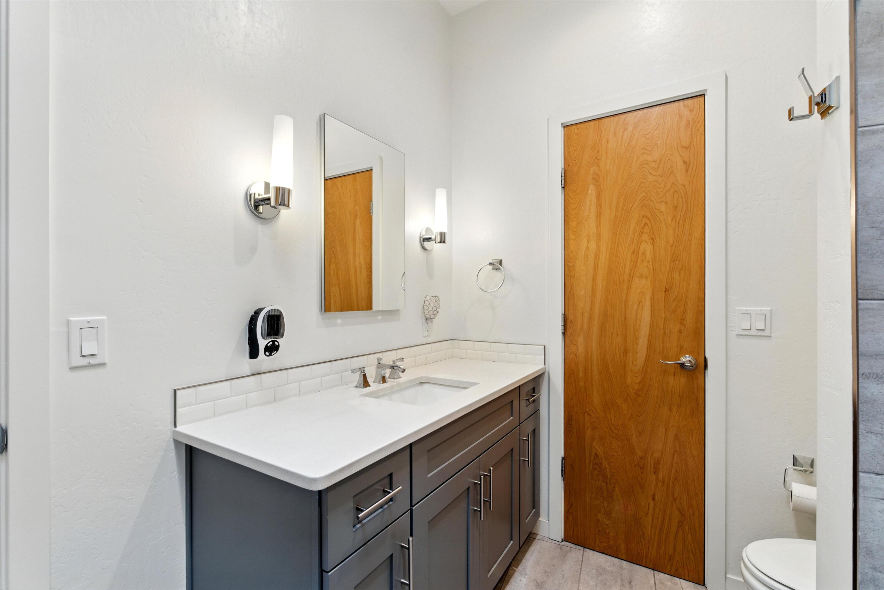 3600 Central Avenue SE 212