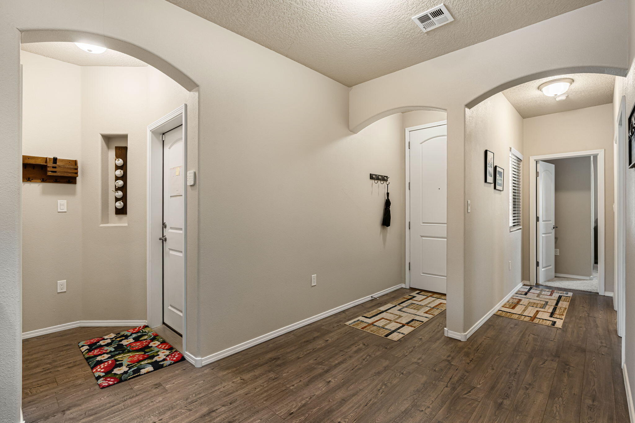 7223 LAGUNA NIGUEL Drive NE