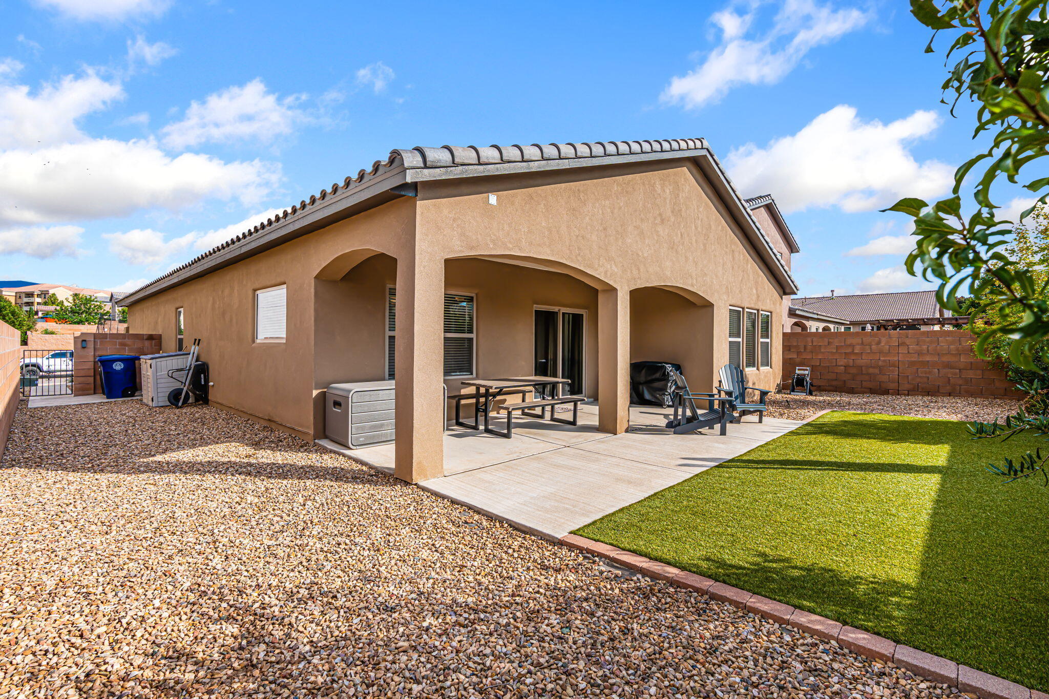 7223 LAGUNA NIGUEL Drive NE