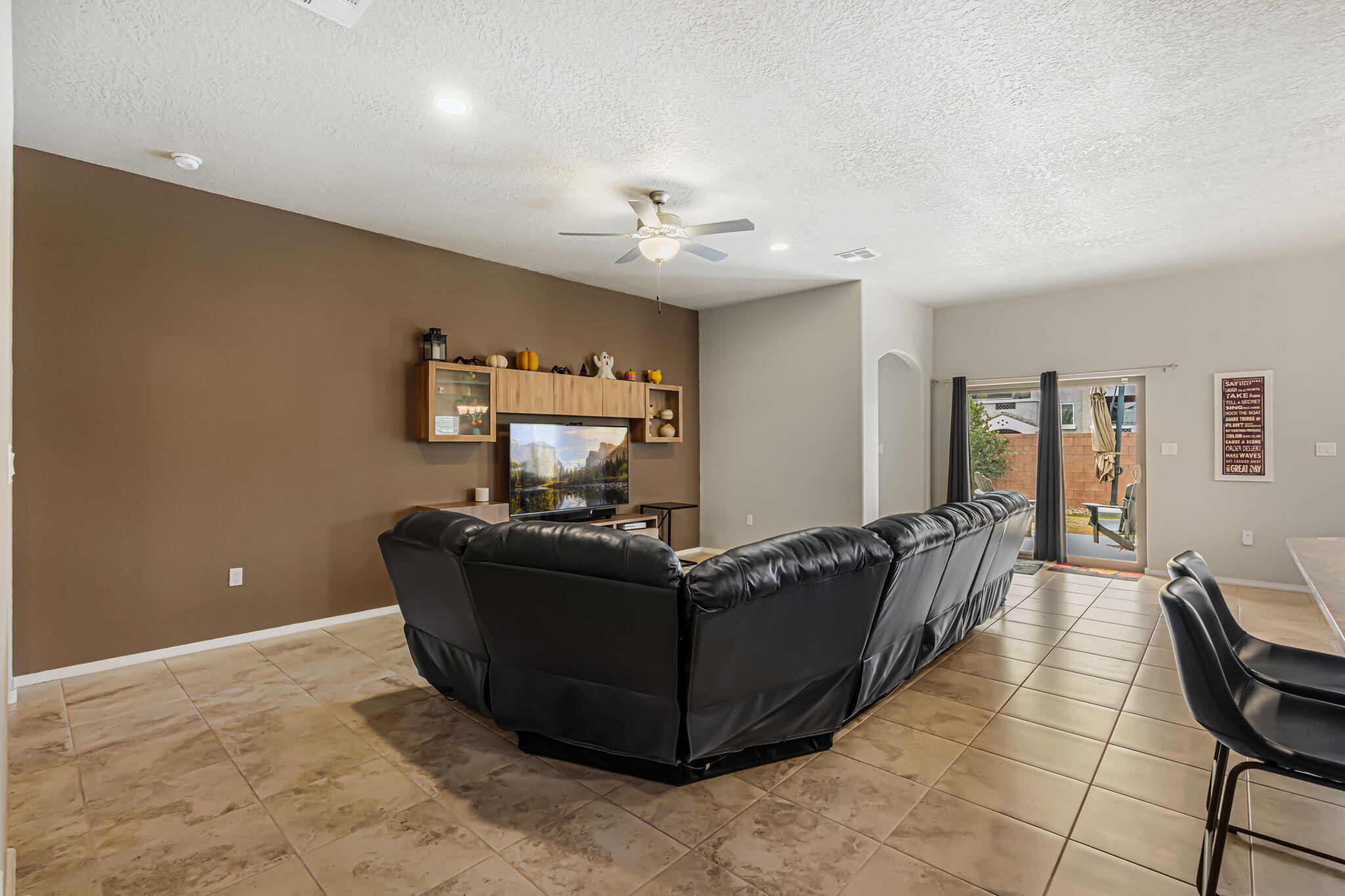 7223 LAGUNA NIGUEL Drive NE