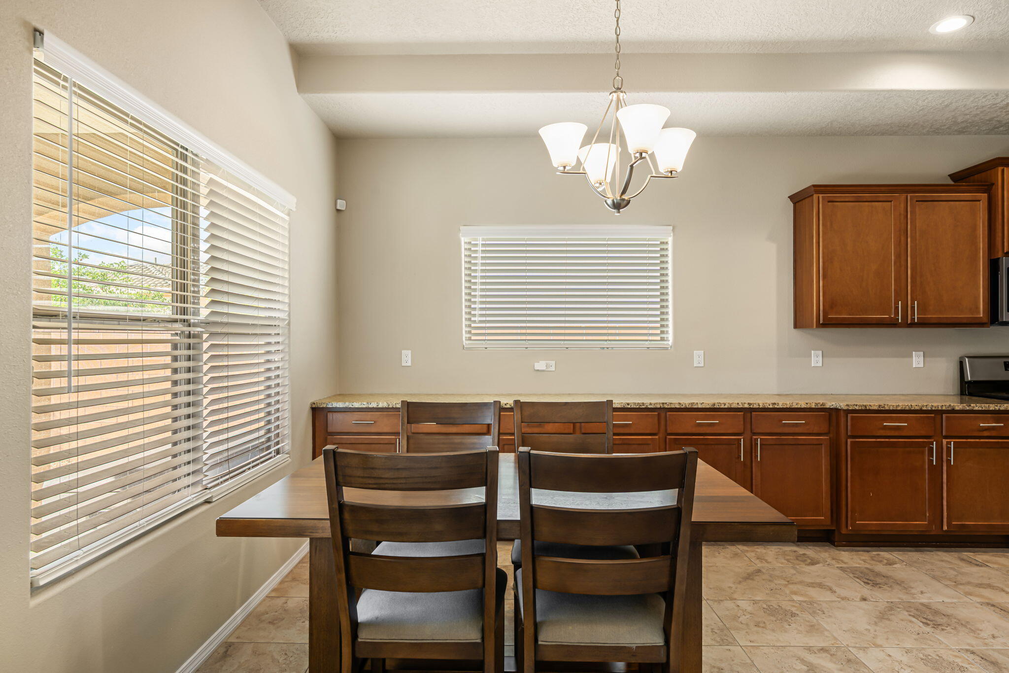 7223 LAGUNA NIGUEL Drive NE