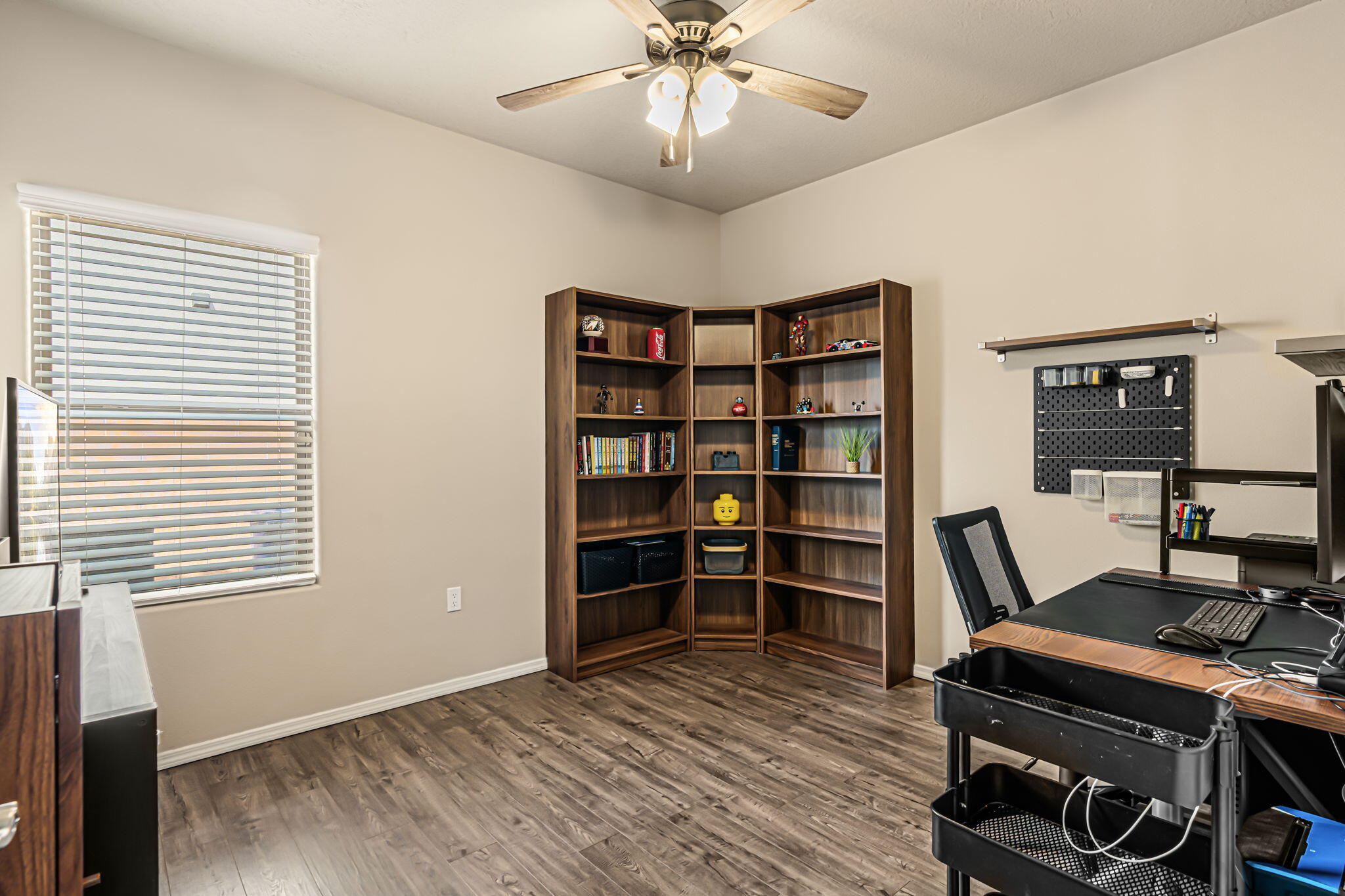 7223 LAGUNA NIGUEL Drive NE