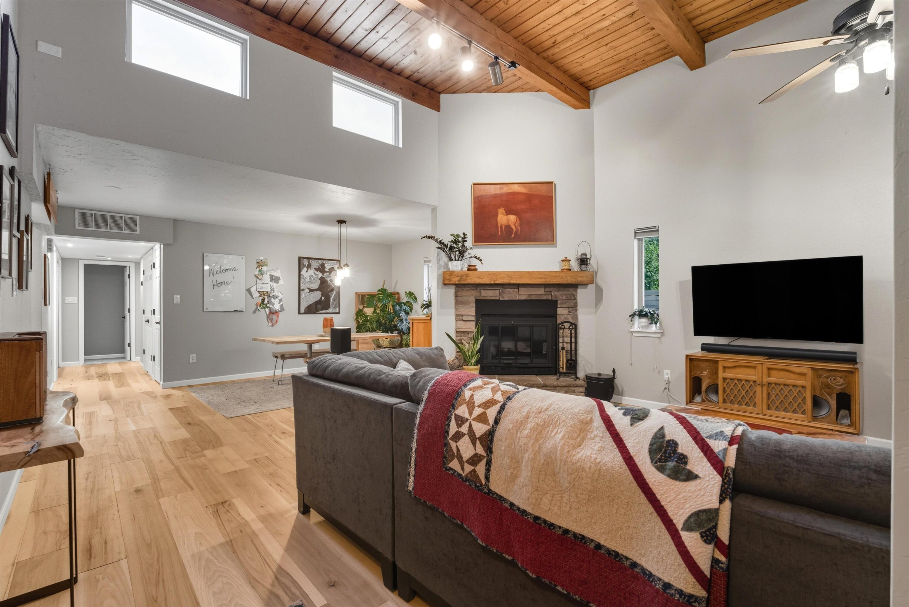 2820 TRAMWAY Circle NE