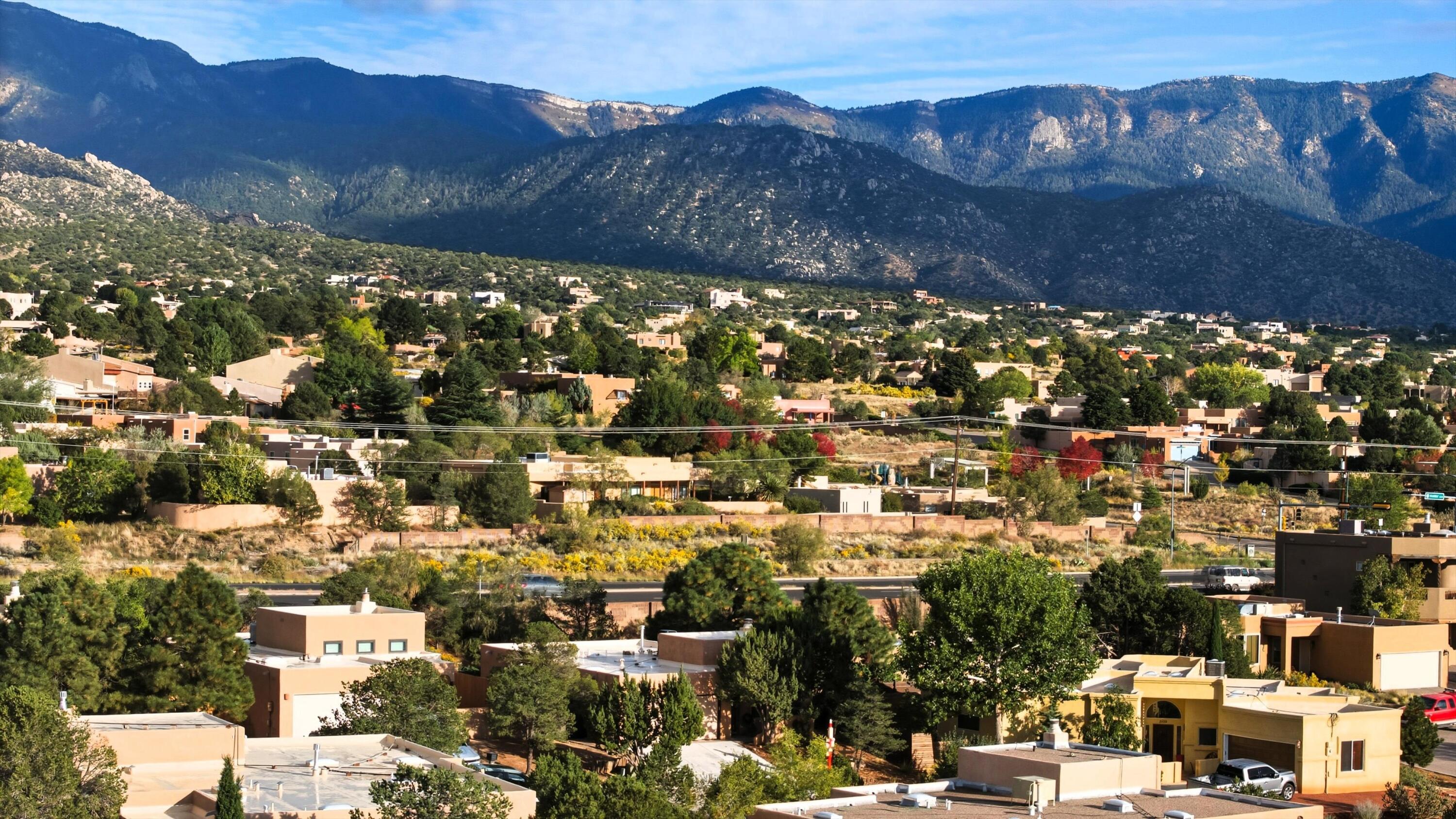 2820 TRAMWAY Circle NE