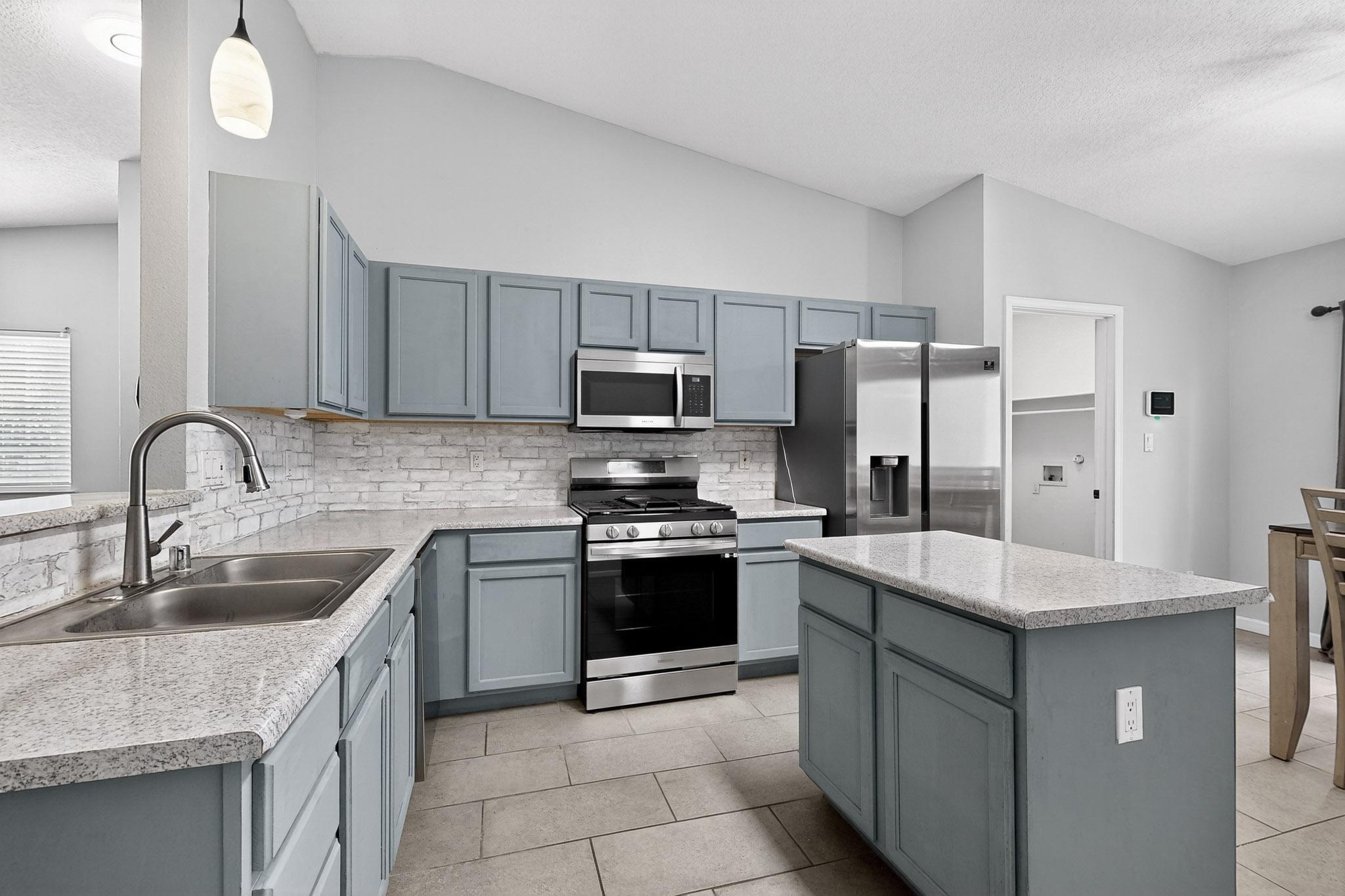 6609 CHARWOOD Road NW