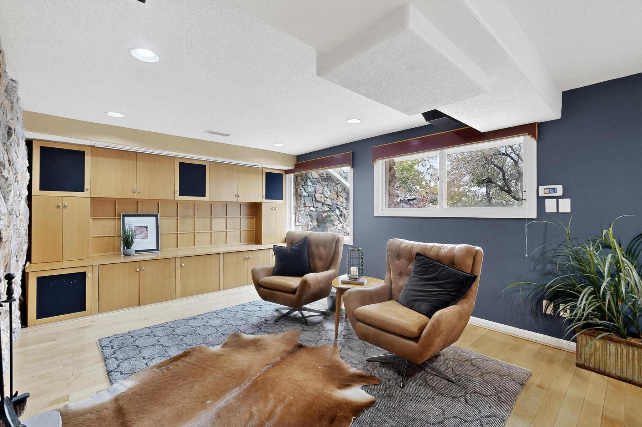 9 Sandia Heights Drive NE