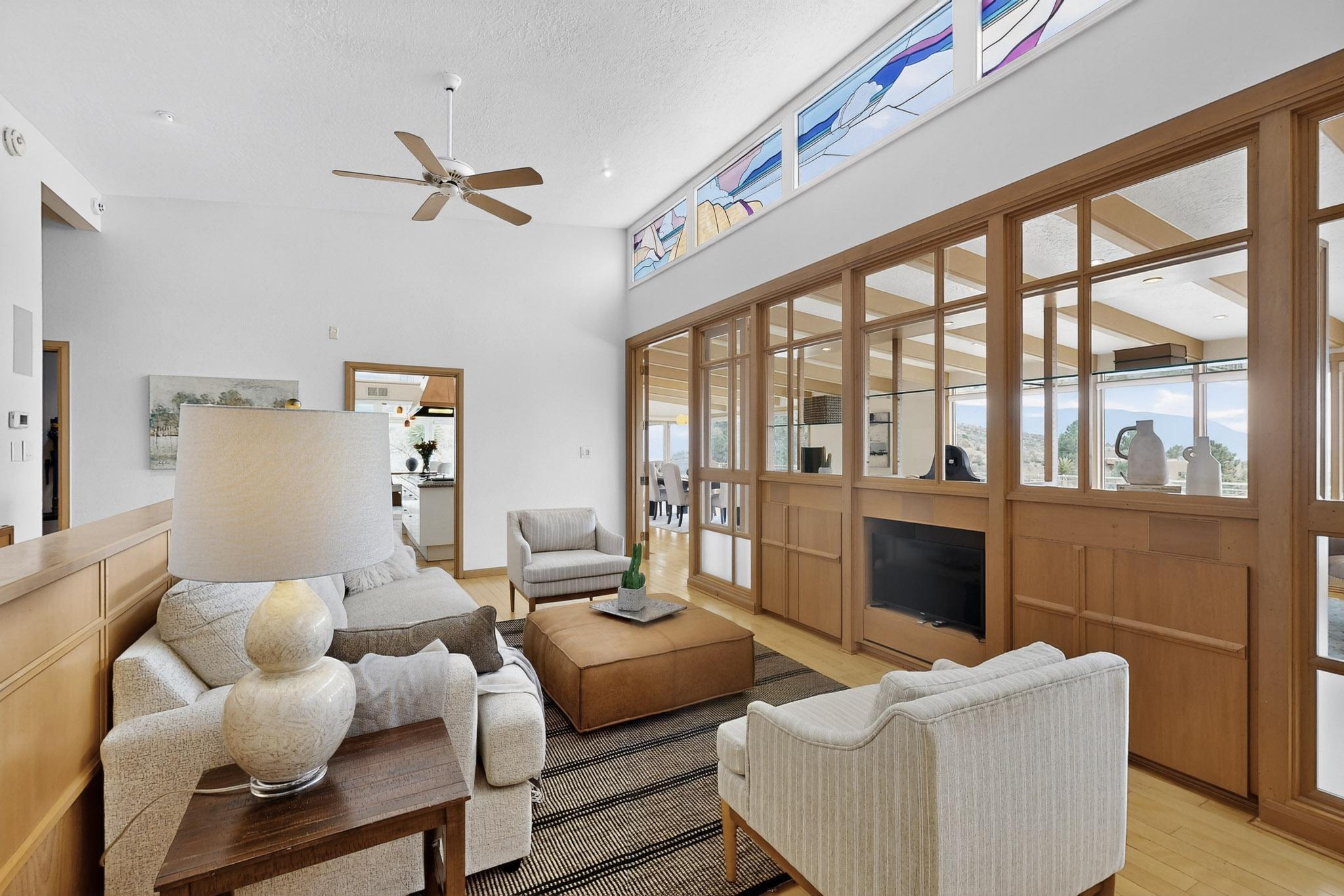 9 Sandia Heights Drive NE