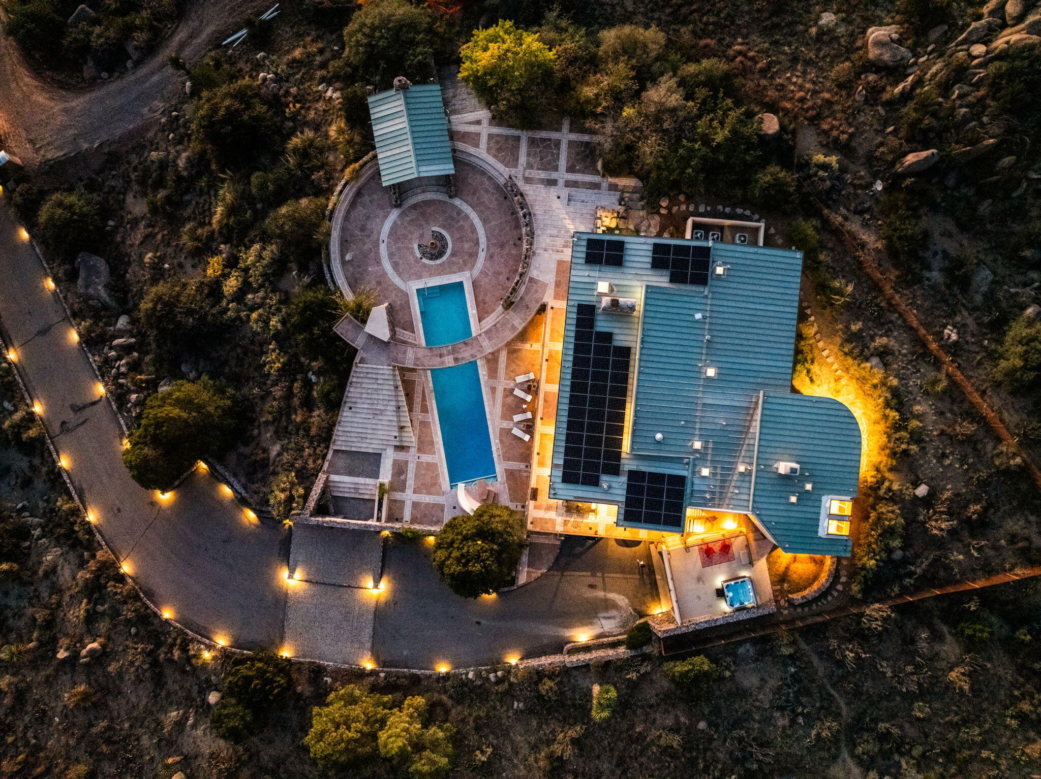 9 Sandia Heights Drive NE