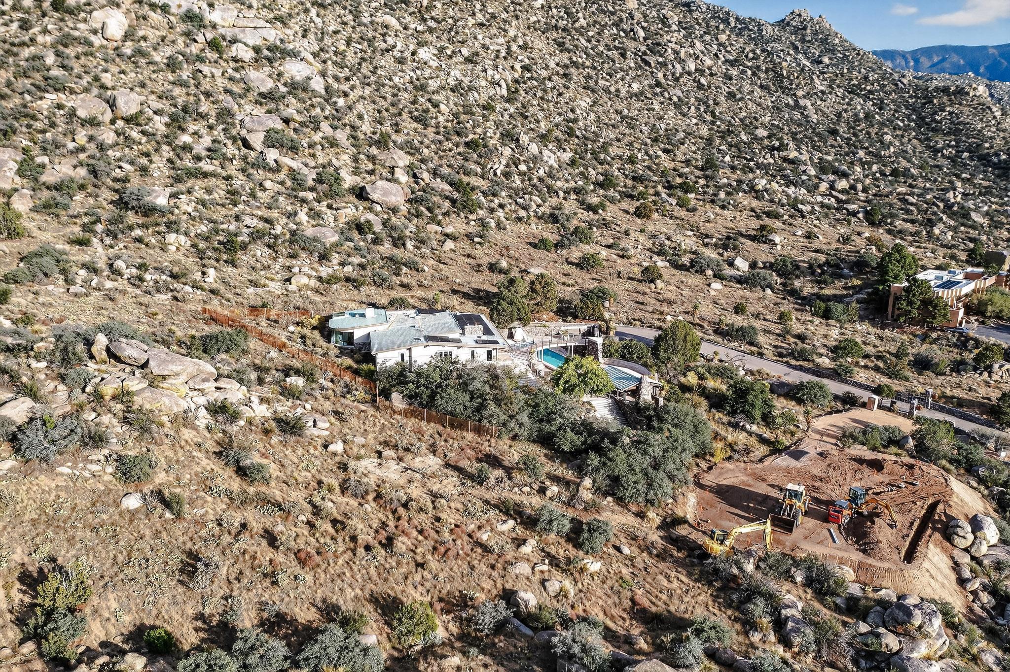 9 Sandia Heights Drive NE