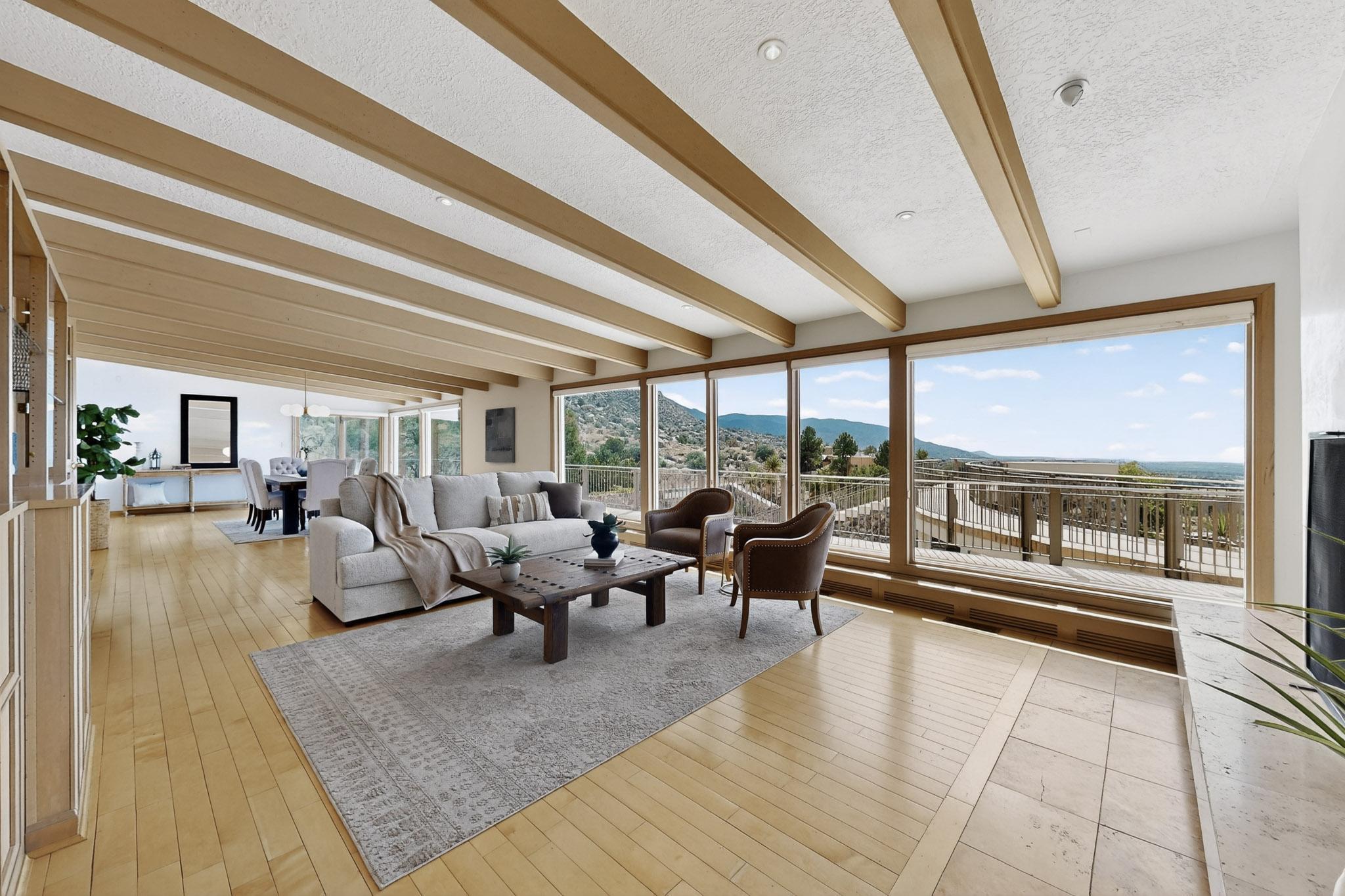 9 Sandia Heights Drive NE