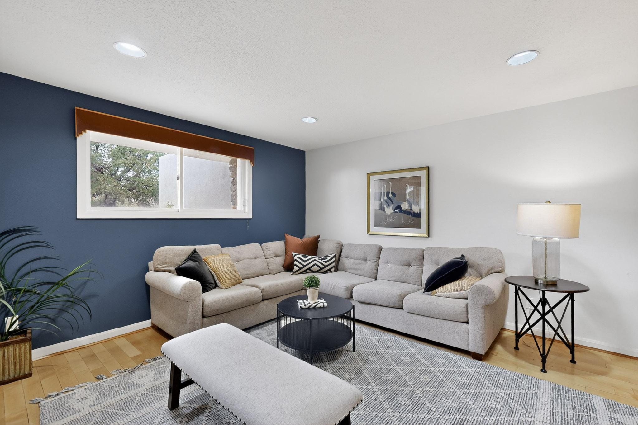 9 Sandia Heights Drive NE