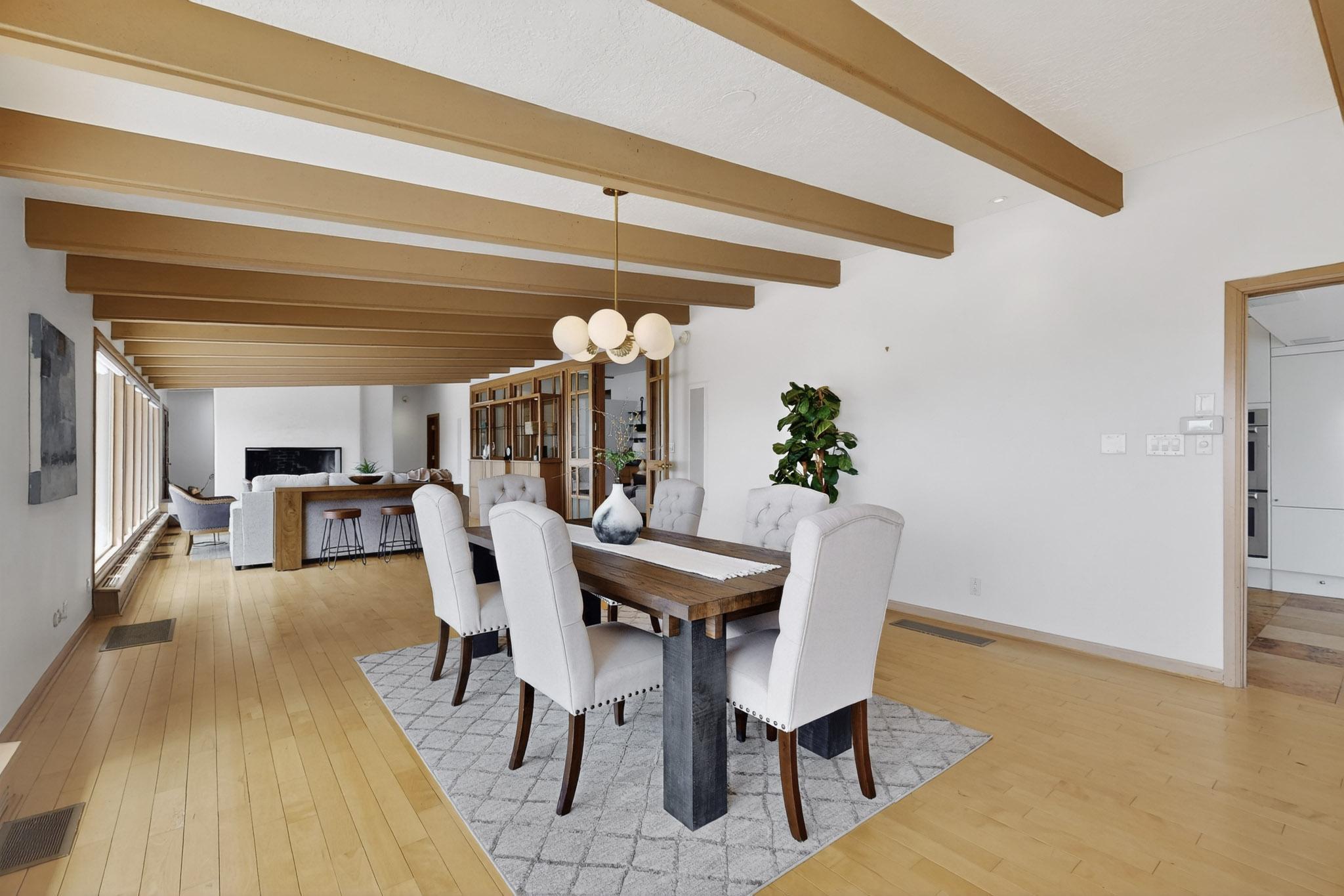 9 Sandia Heights Drive NE