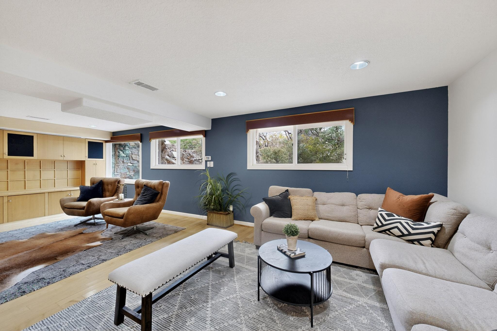 9 Sandia Heights Drive NE