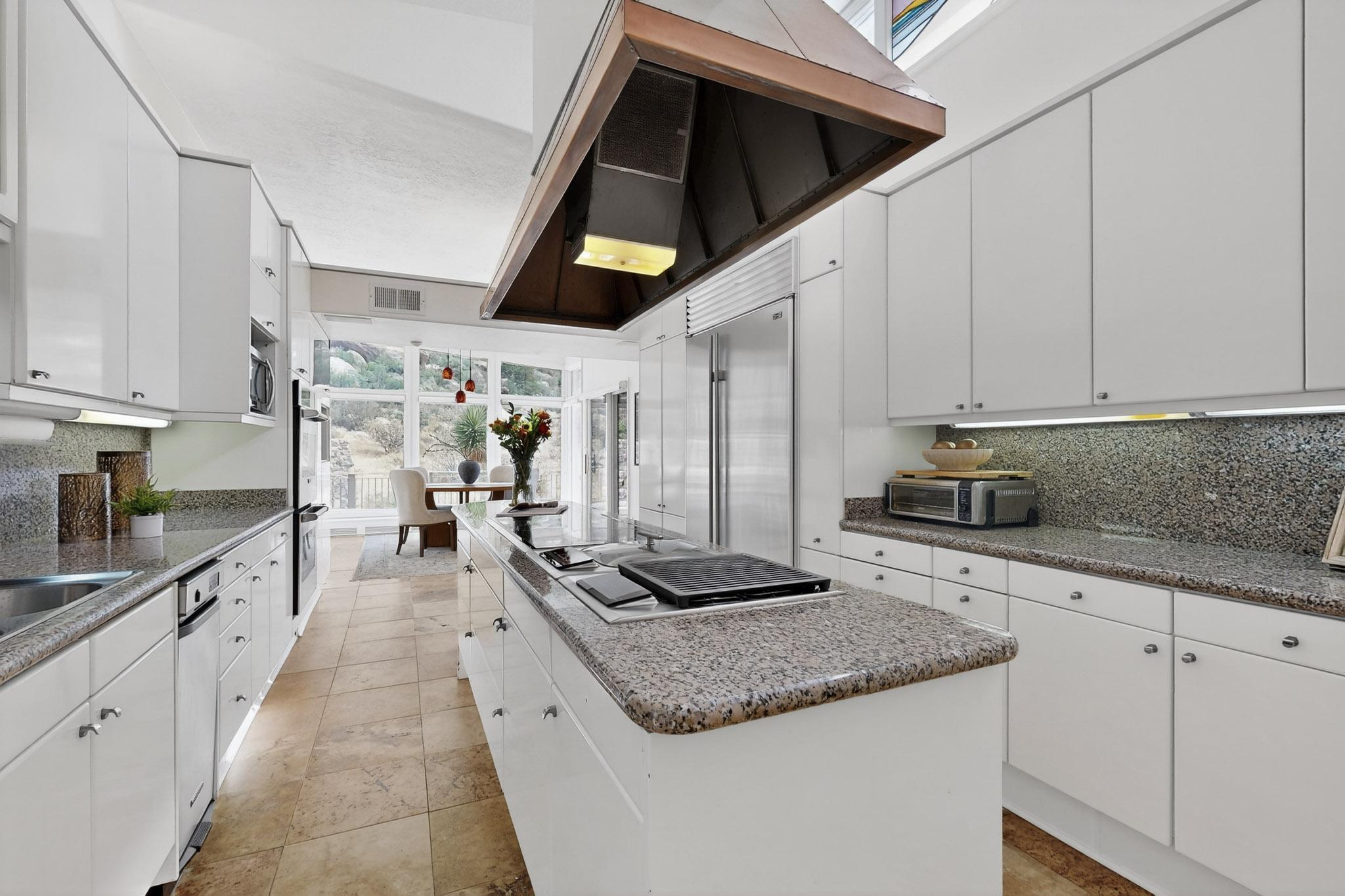 9 Sandia Heights Drive NE