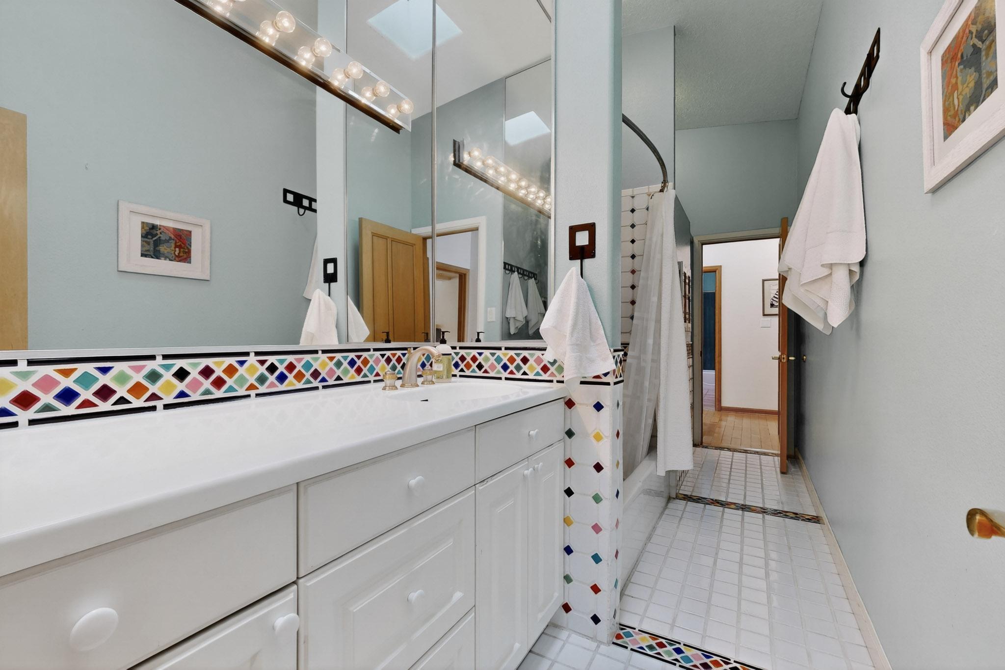 9 Sandia Heights Drive NE