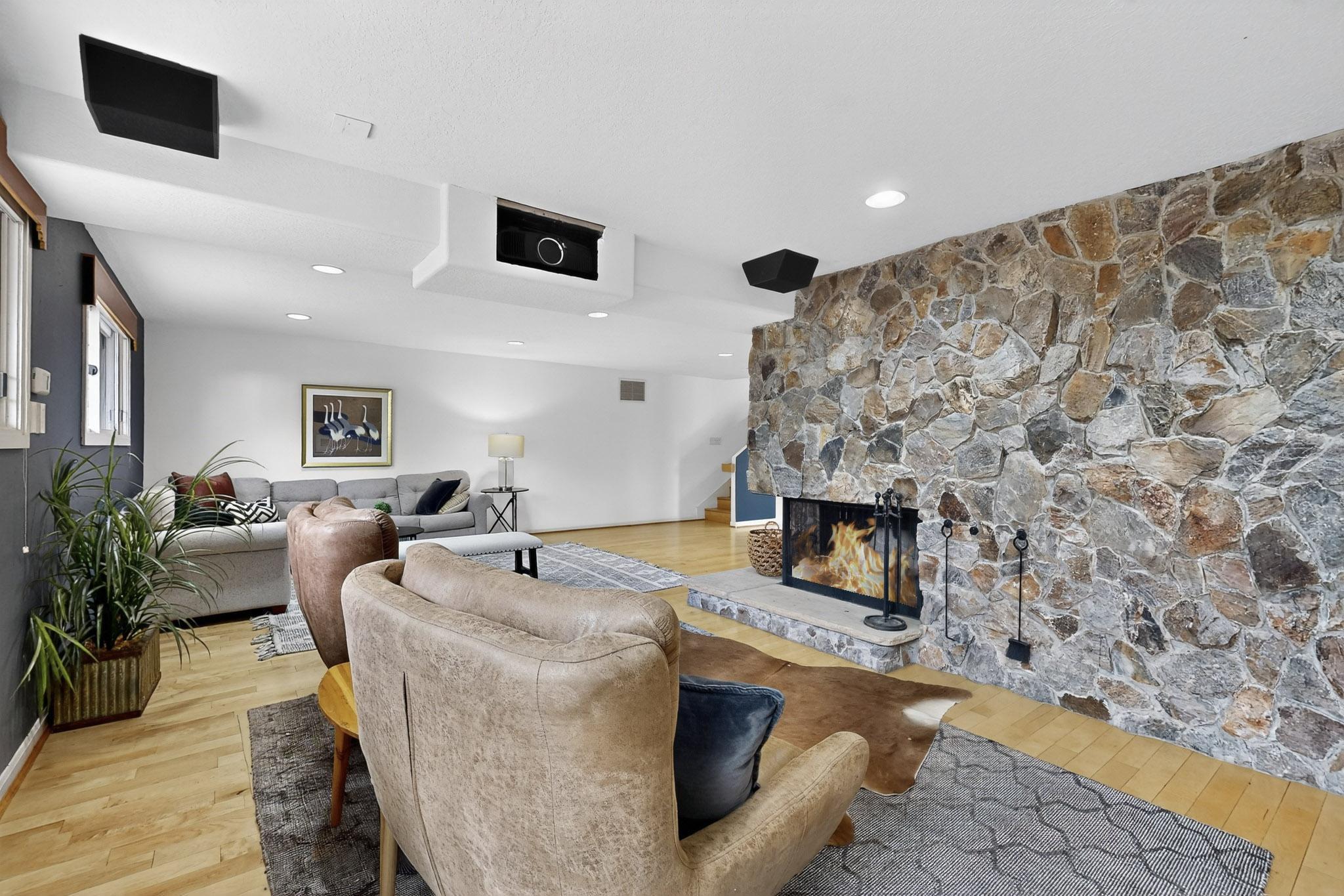 9 Sandia Heights Drive NE