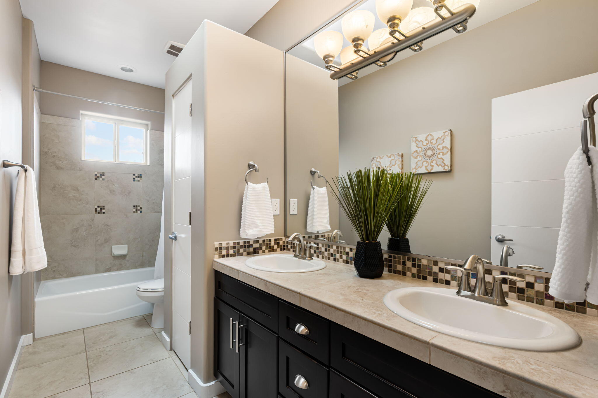 5012 Camino Valle Trail NW