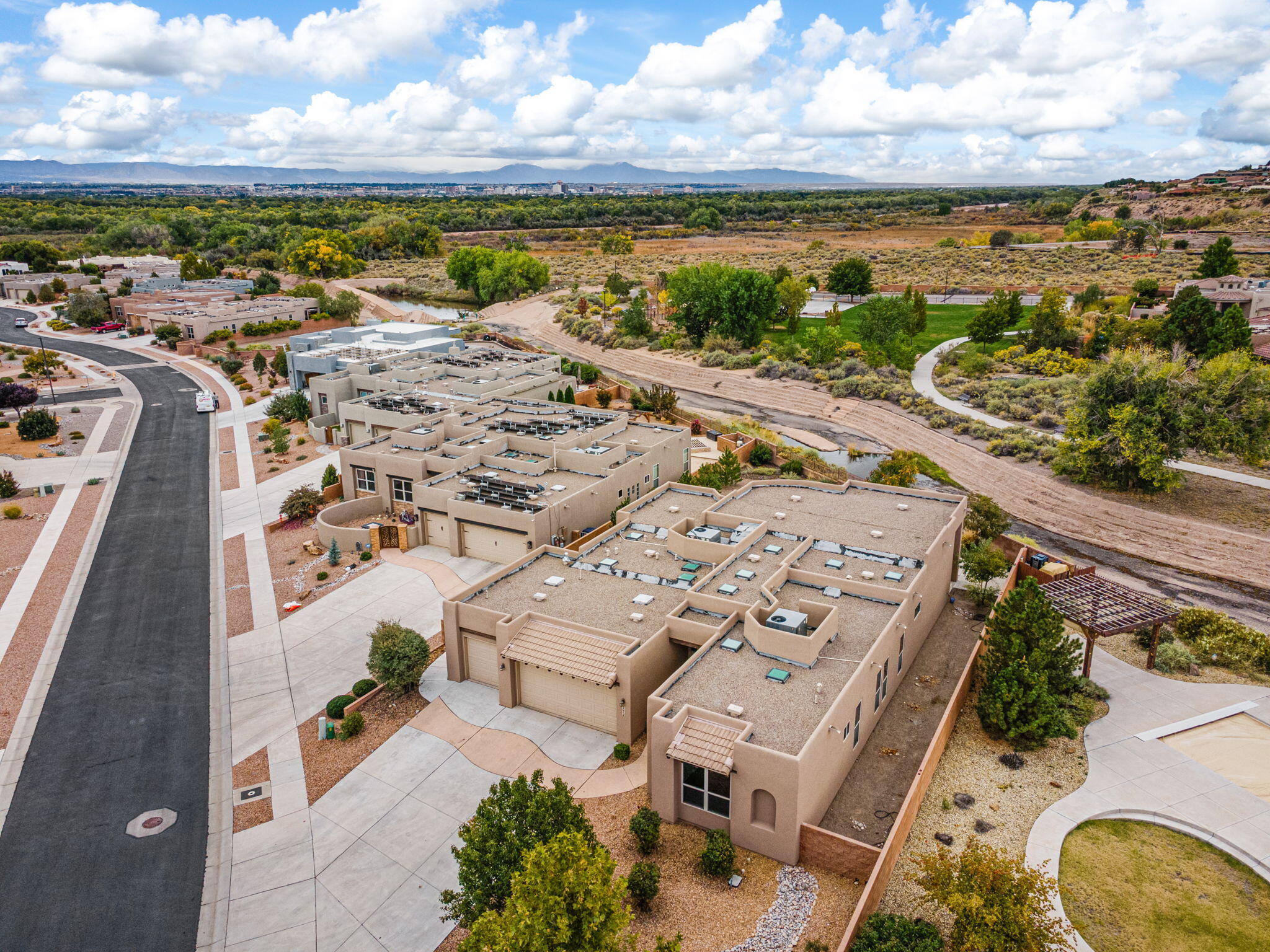 5012 Camino Valle Trail NW