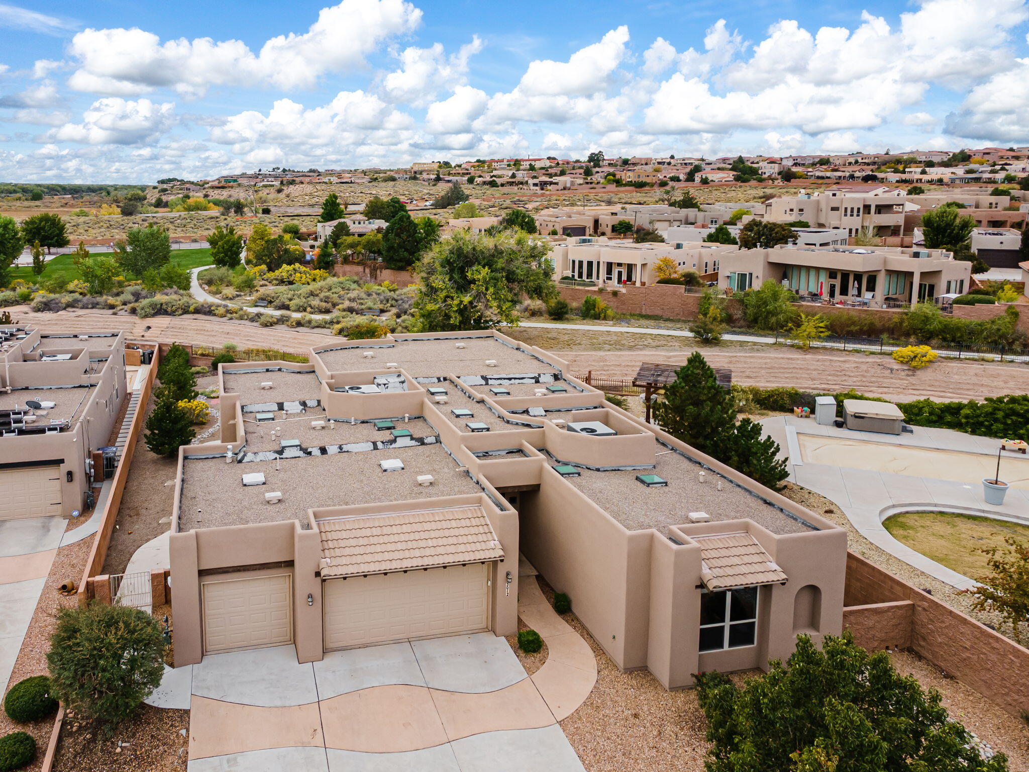 5012 Camino Valle Trail NW