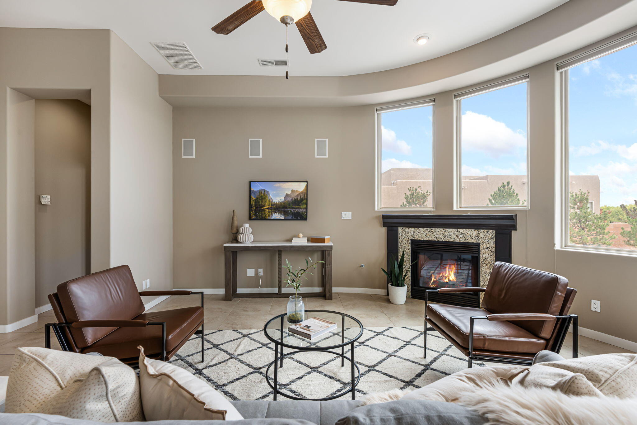 5012 Camino Valle Trail NW