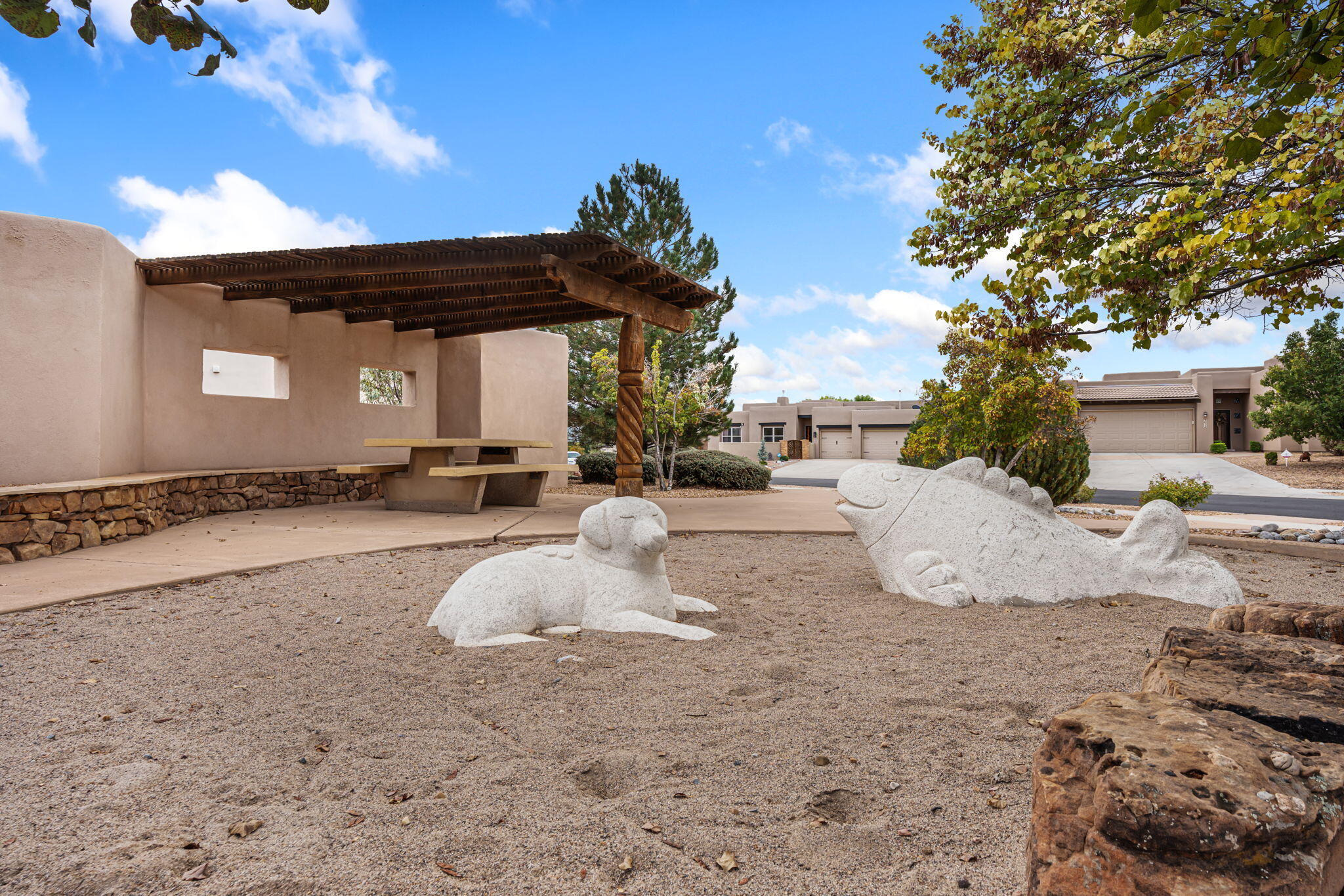 5012 Camino Valle Trail NW