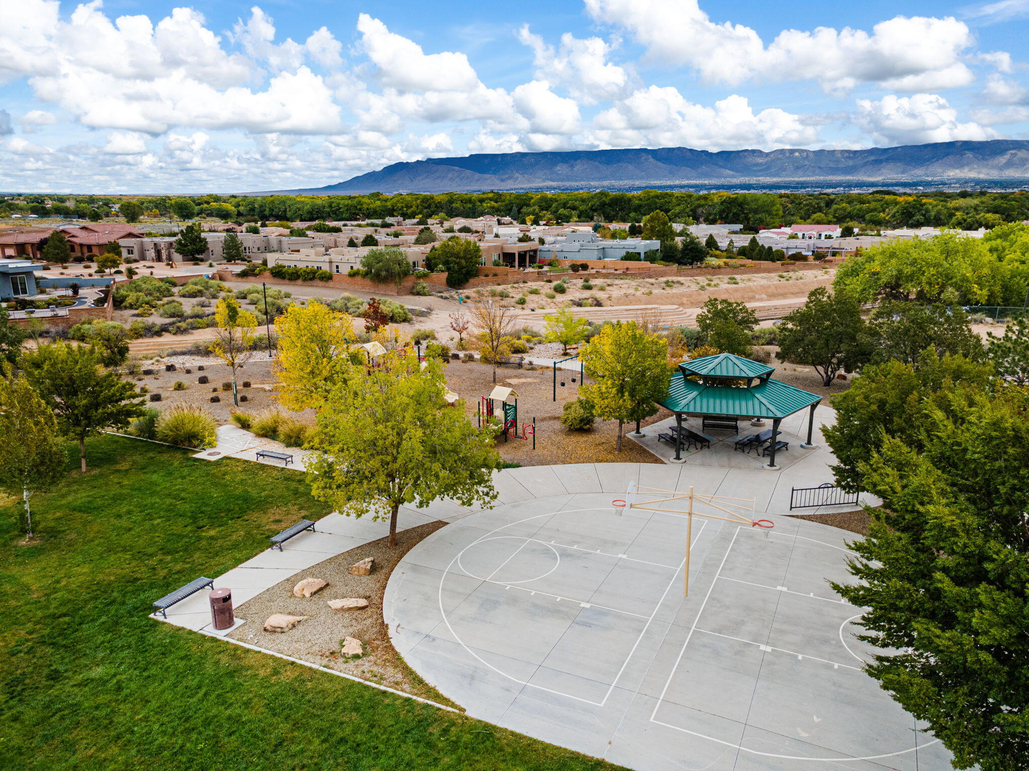 5012 Camino Valle Trail NW