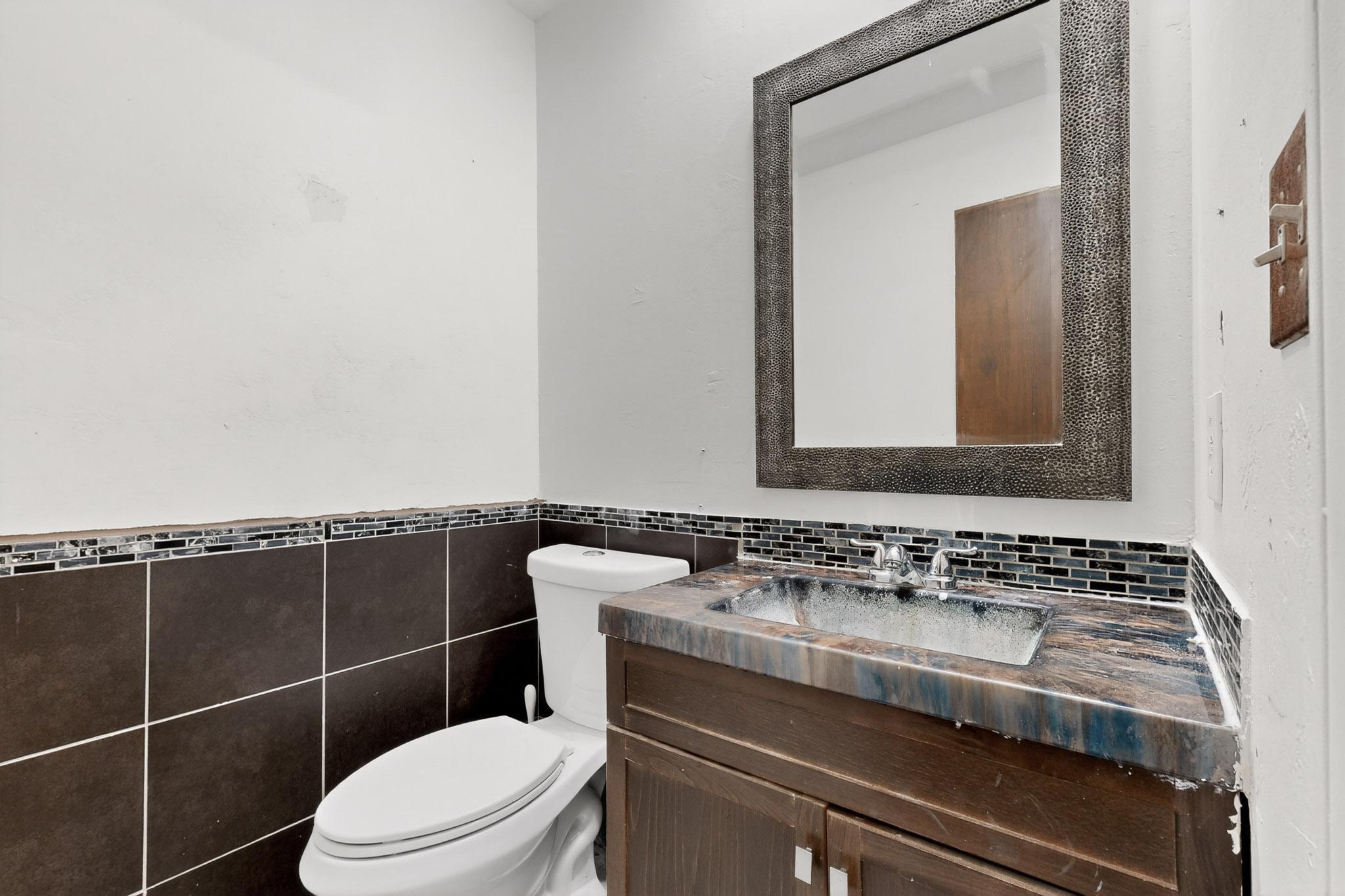 220 Shawnee Court SE