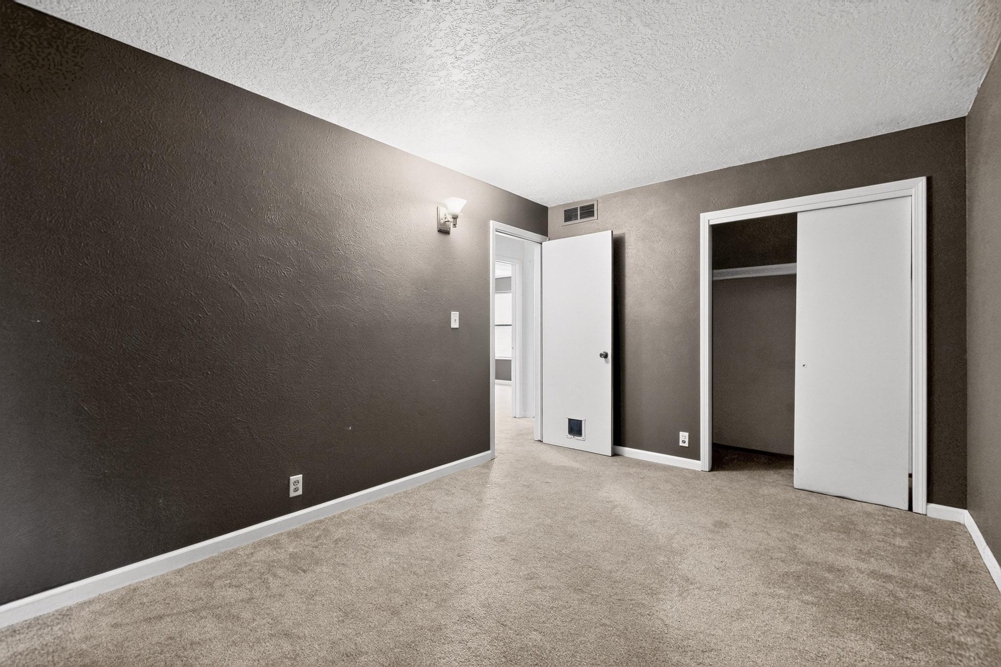 220 Shawnee Court SE