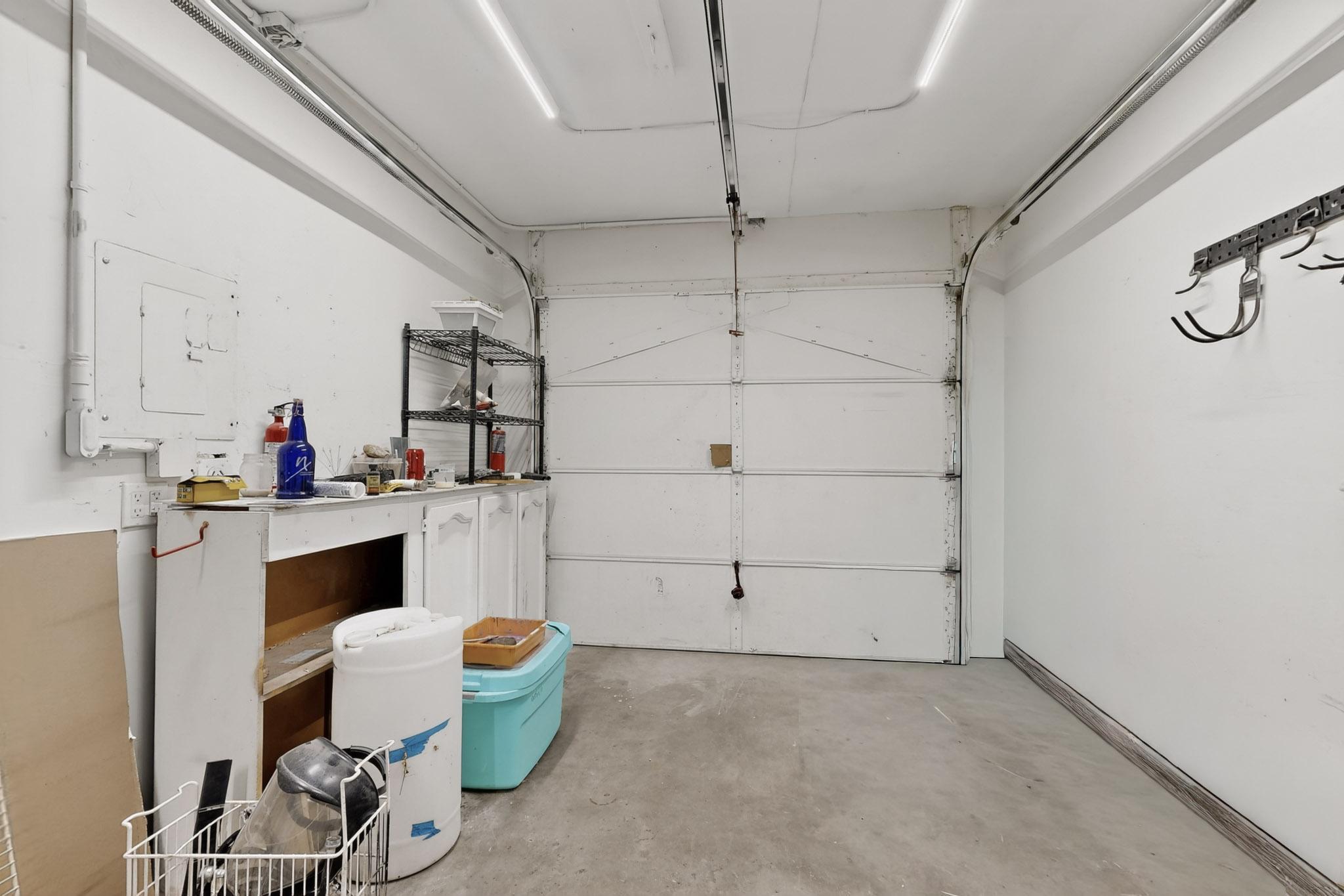 220 Shawnee Court SE