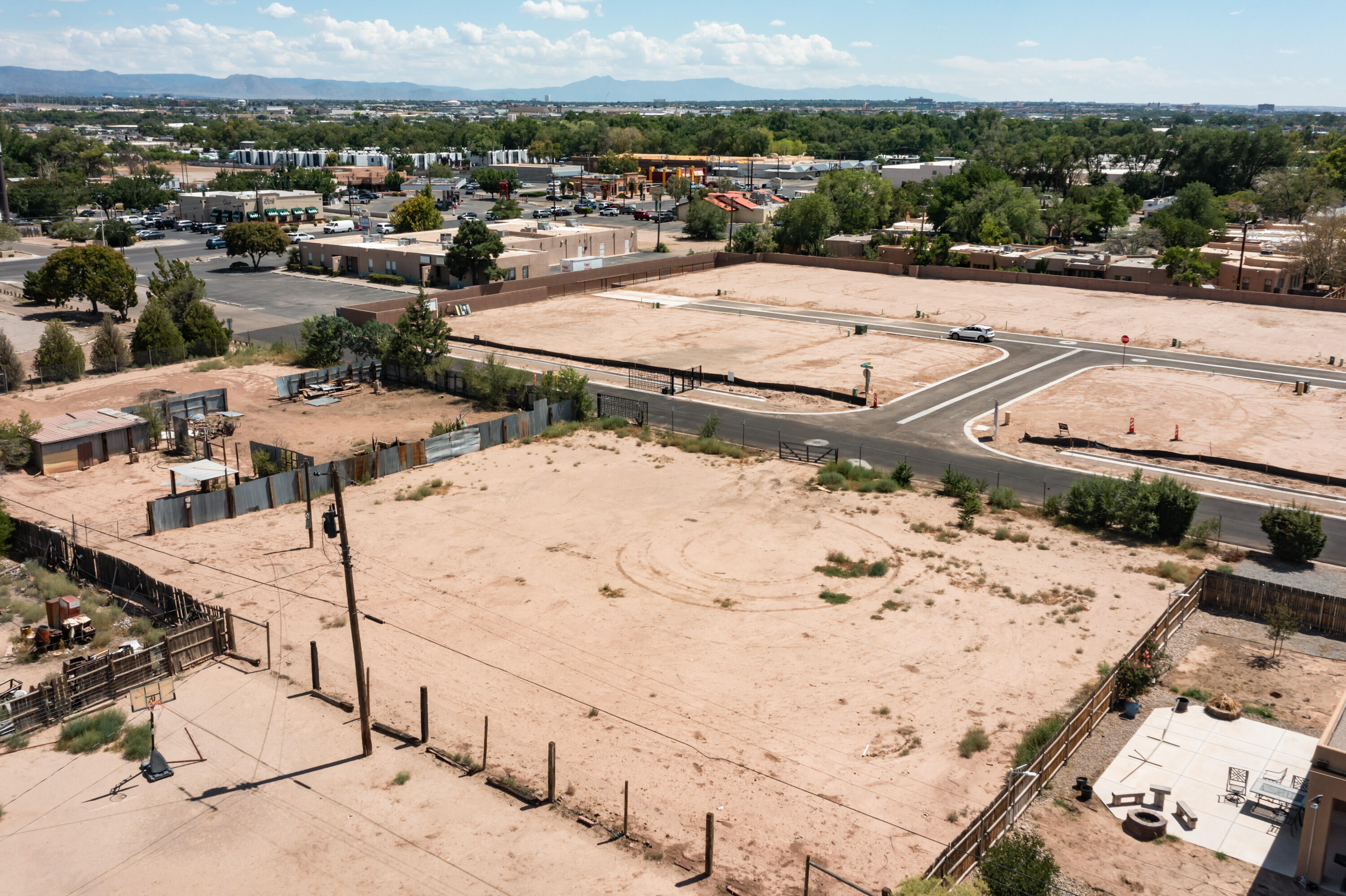 411 Camino Espanol NW