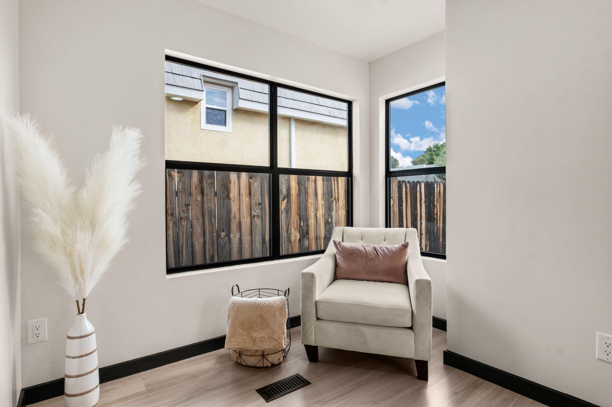 7540 Bear Canyon Road NE