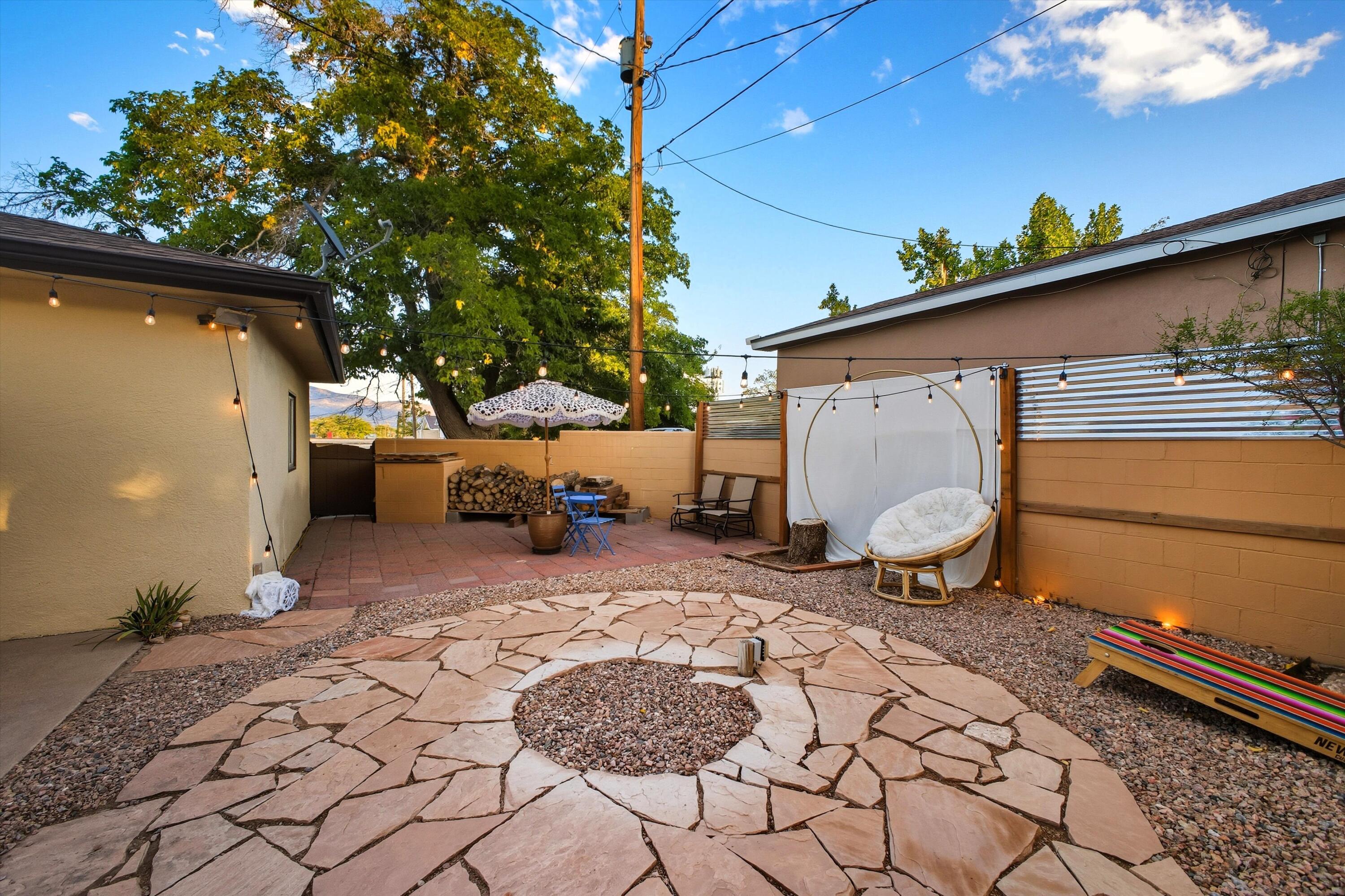 5152 CONSTITUTION Avenue NE