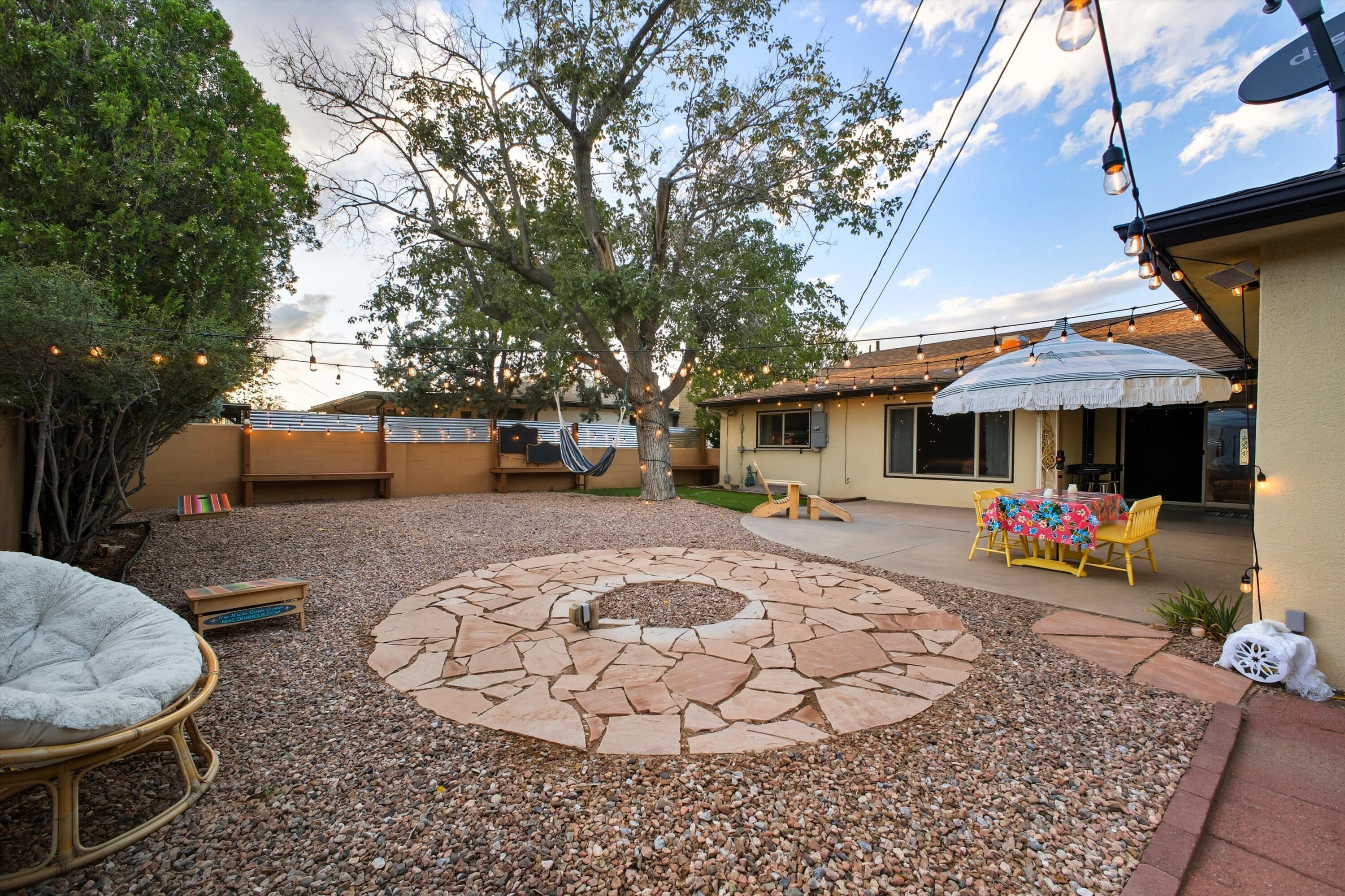 5152 CONSTITUTION Avenue NE