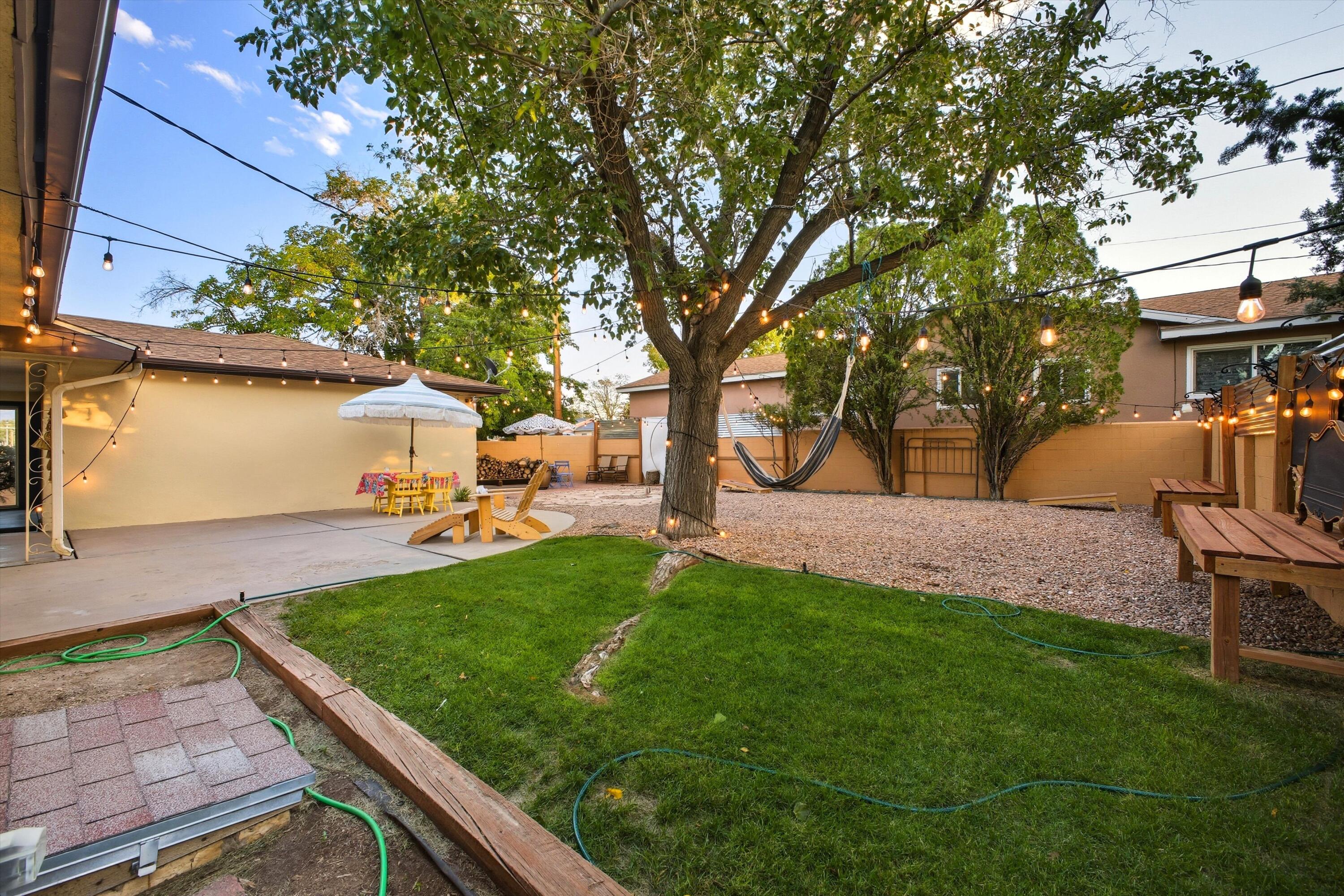 5152 CONSTITUTION Avenue NE