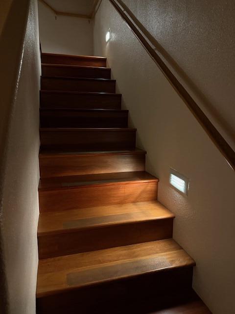 9244 Bluewood Lane NE