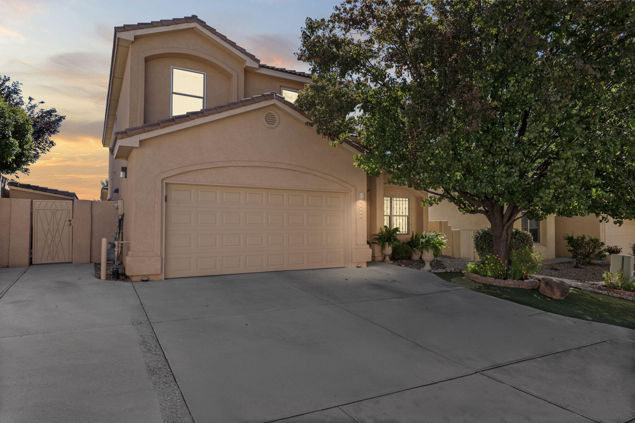 9244 Bluewood Lane NE