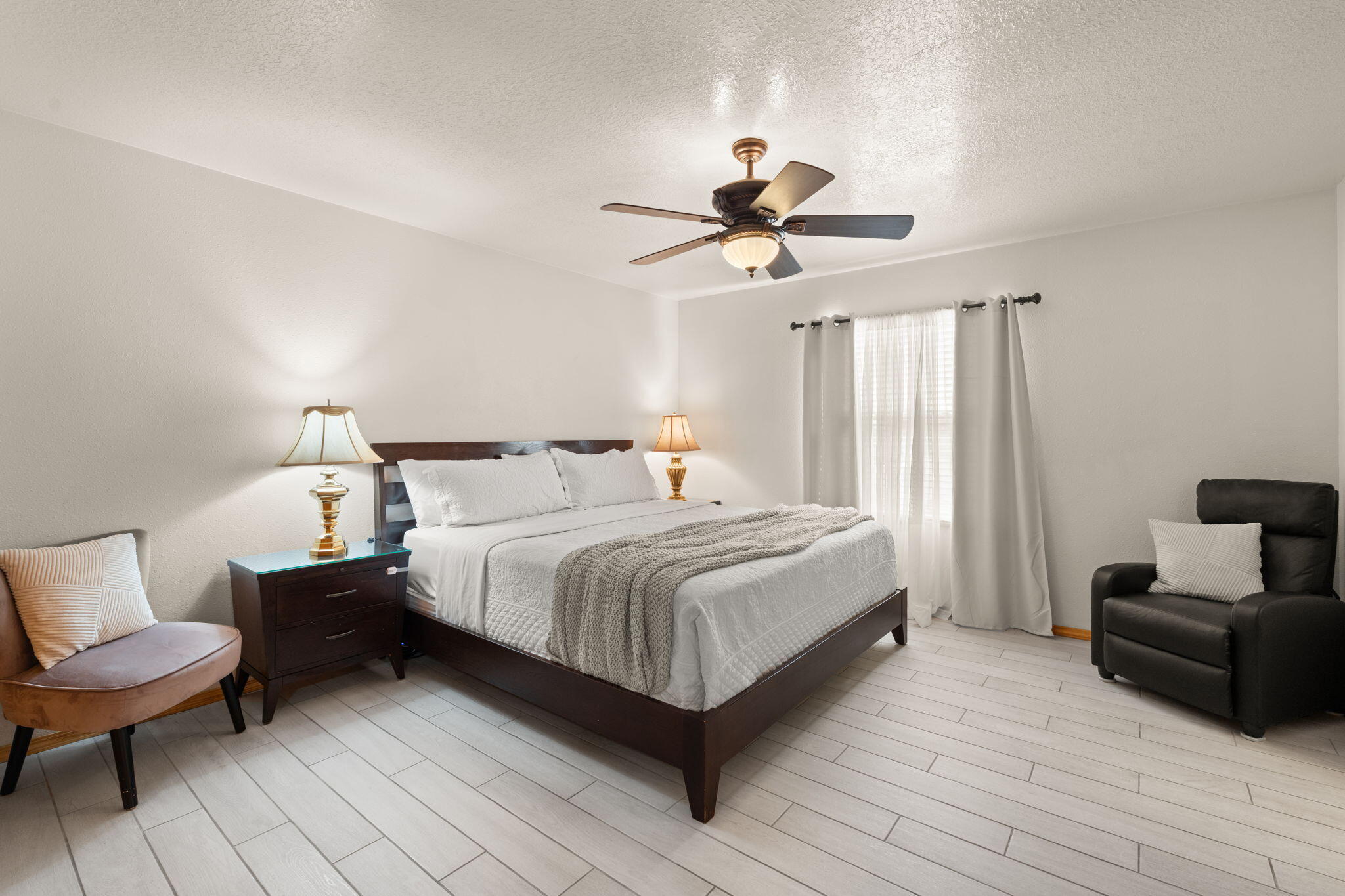 9244 Bluewood Lane NE