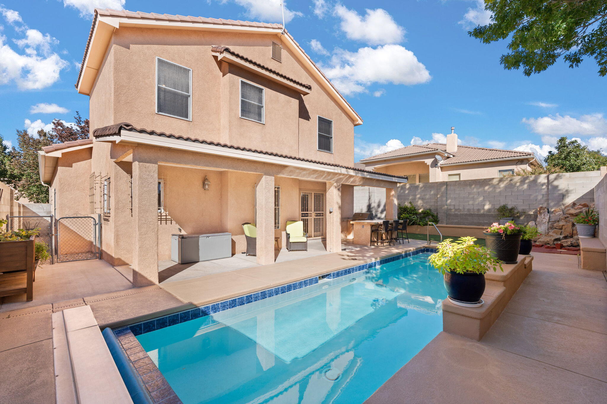 9244 Bluewood Lane NE