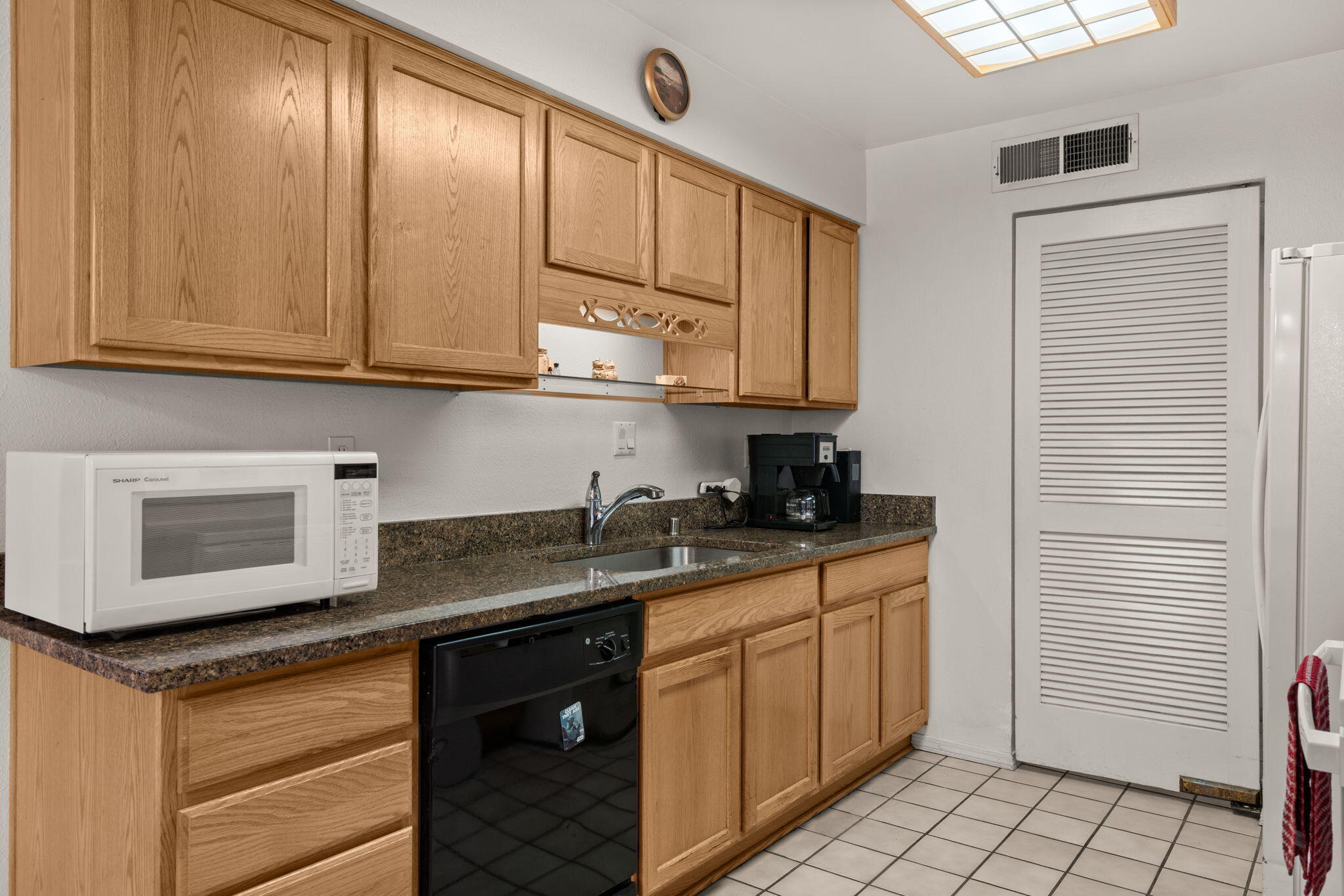 1304 HIAWATHA Drive NE