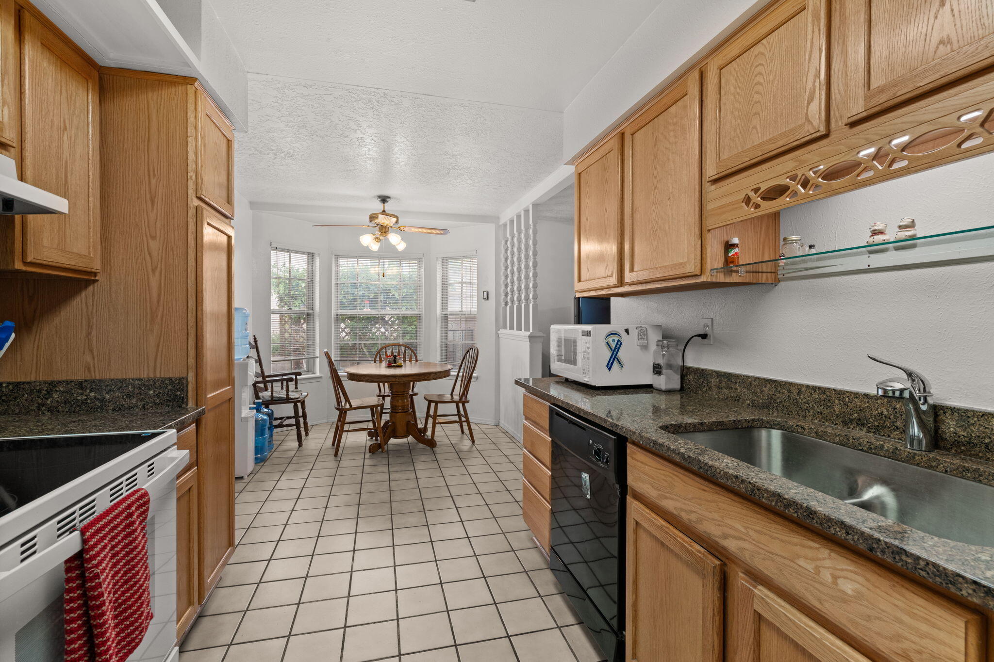 1304 HIAWATHA Drive NE