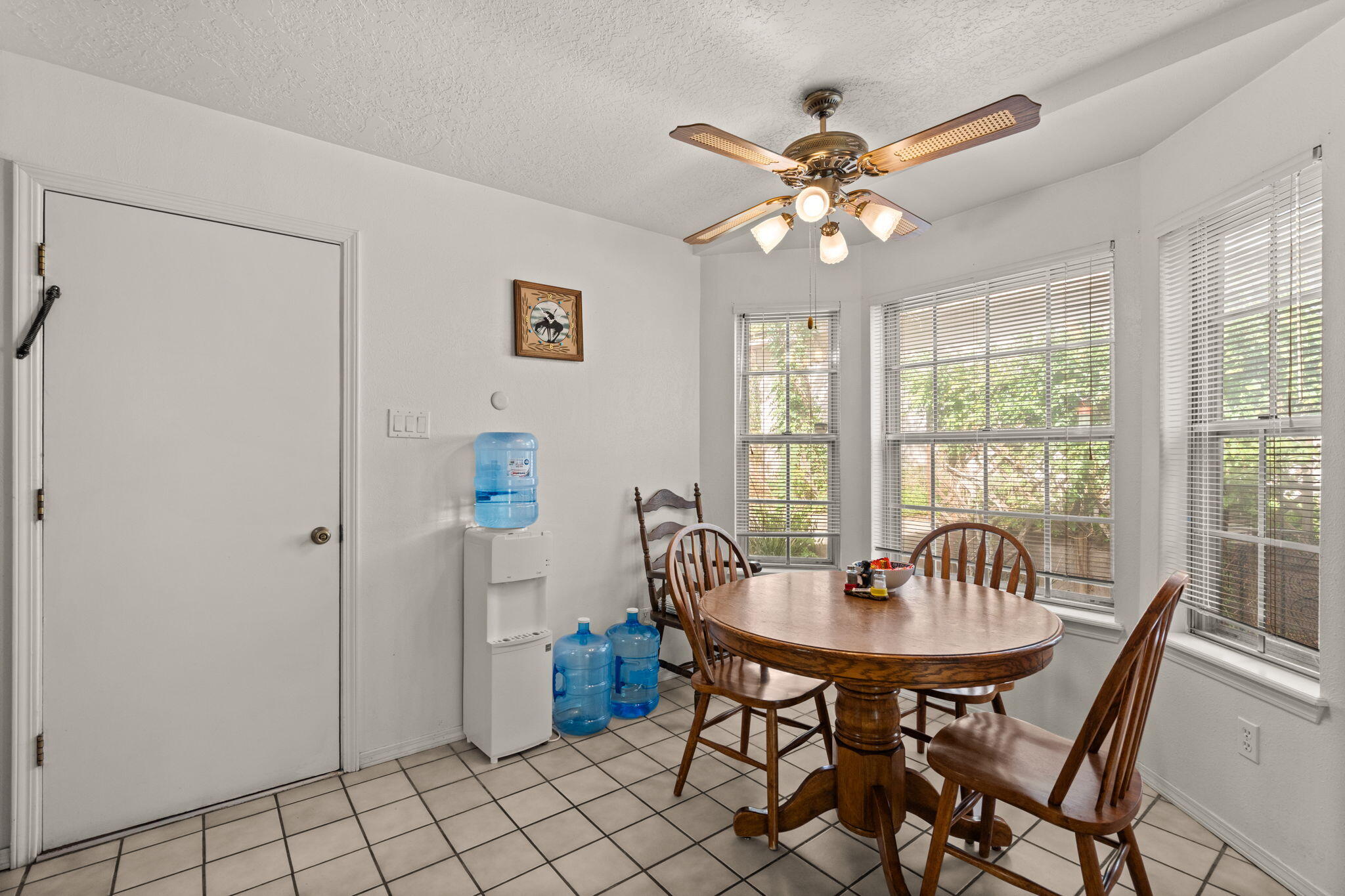 1304 HIAWATHA Drive NE