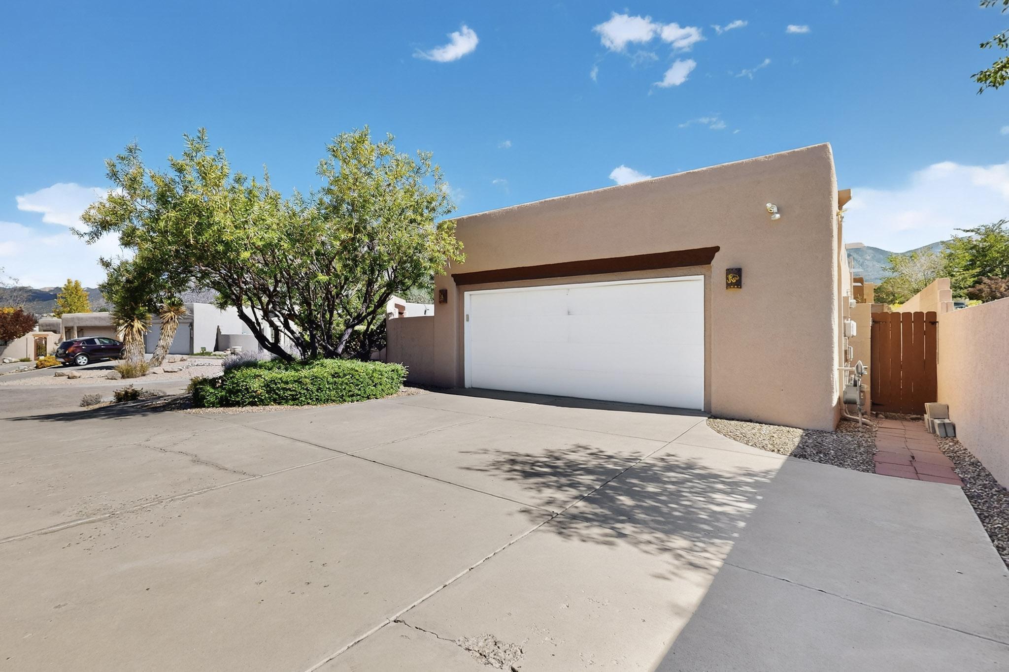 8237 Raintree Drive NE