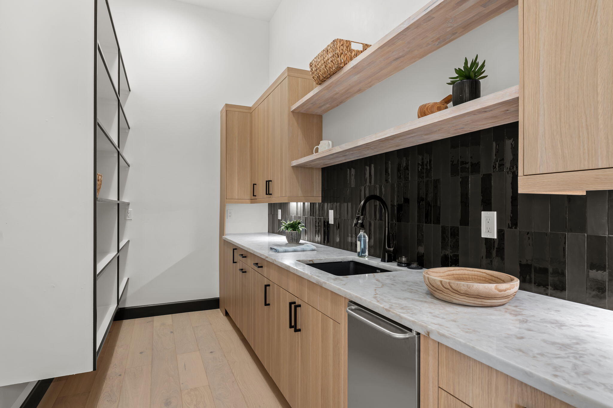 19 Summer Storm Circle