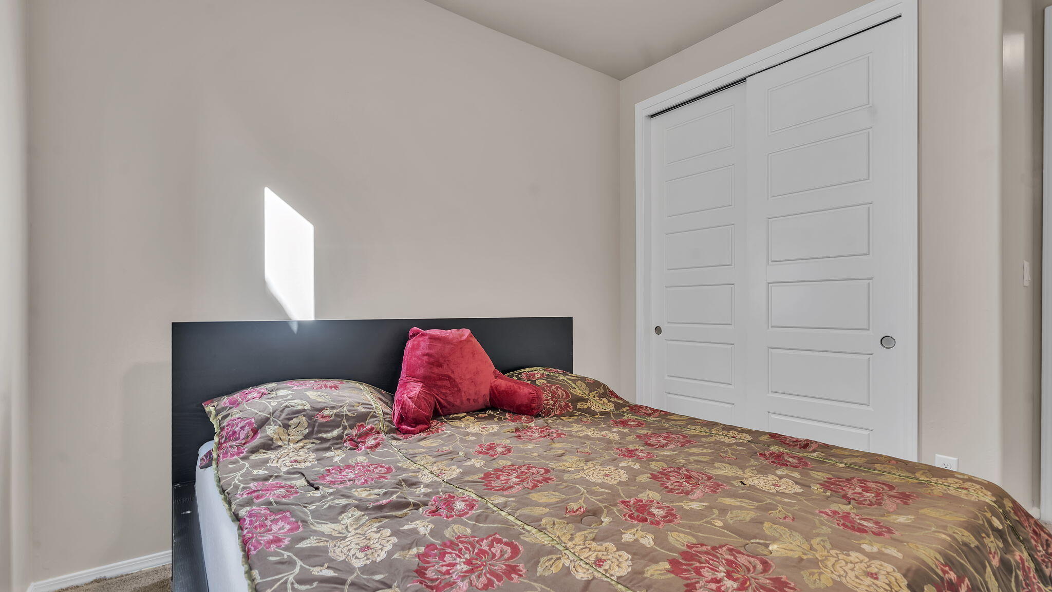 2333 Melon Ridge Loop NE