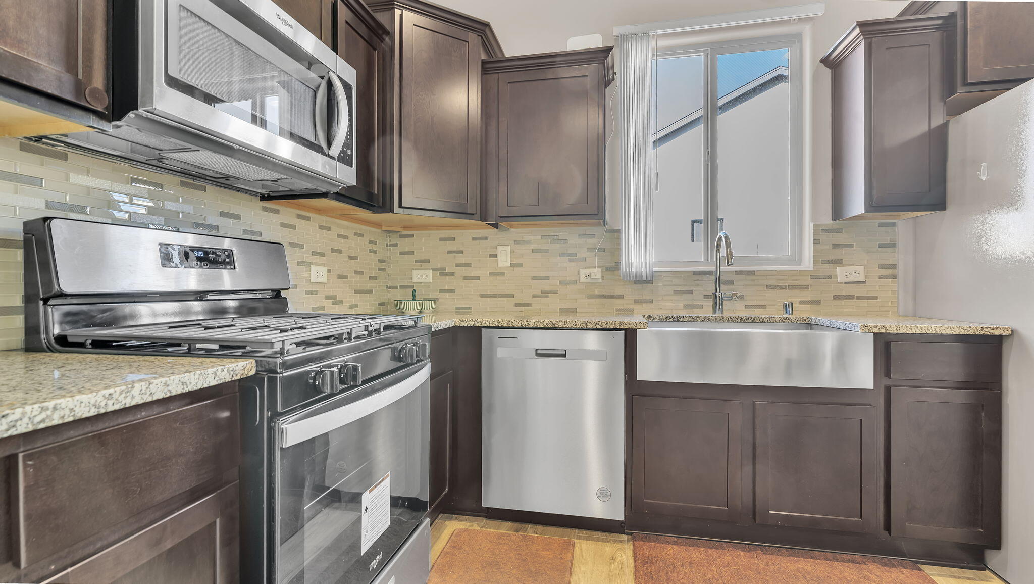 2333 Melon Ridge Loop NE