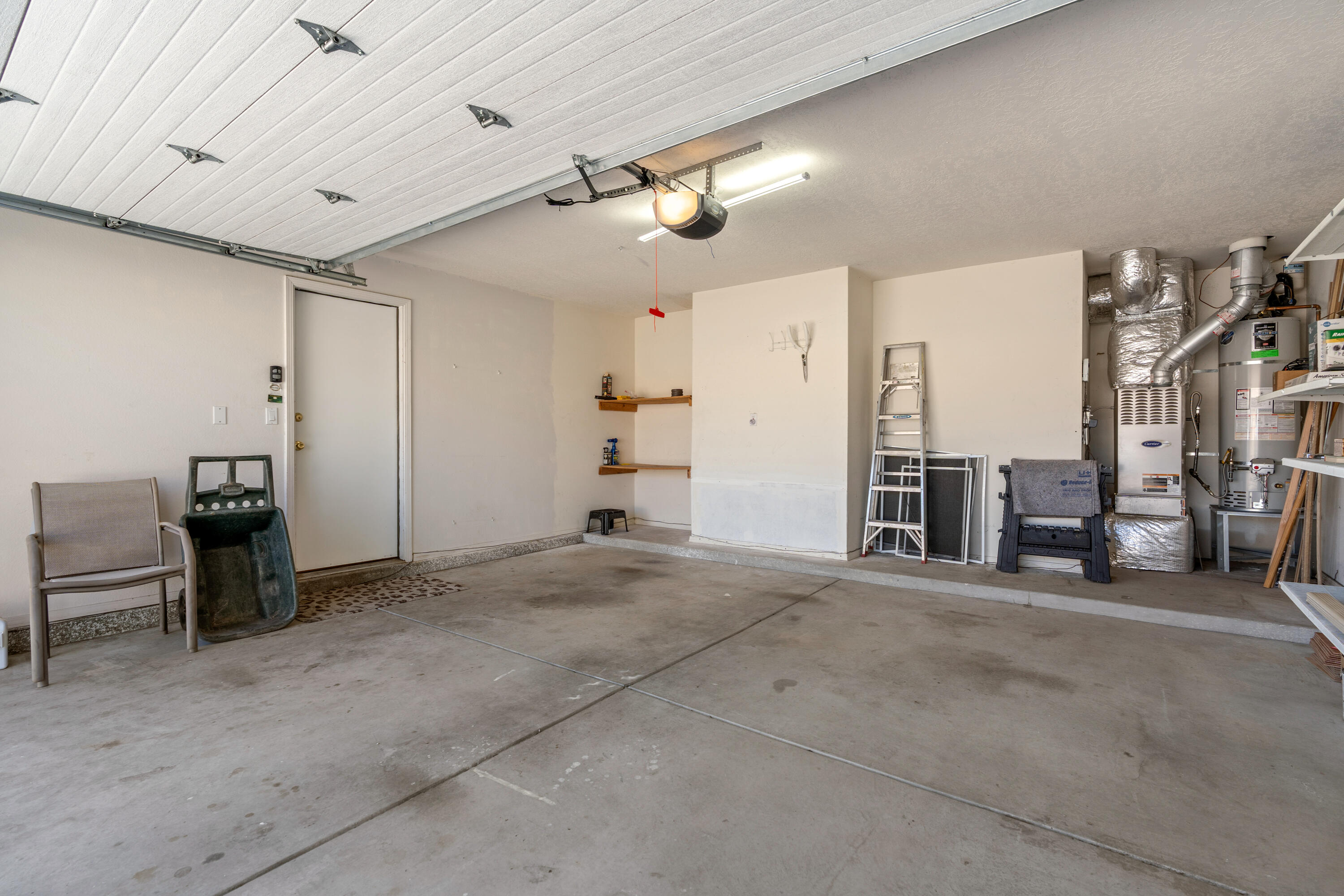 6921 El Cajon Court NW